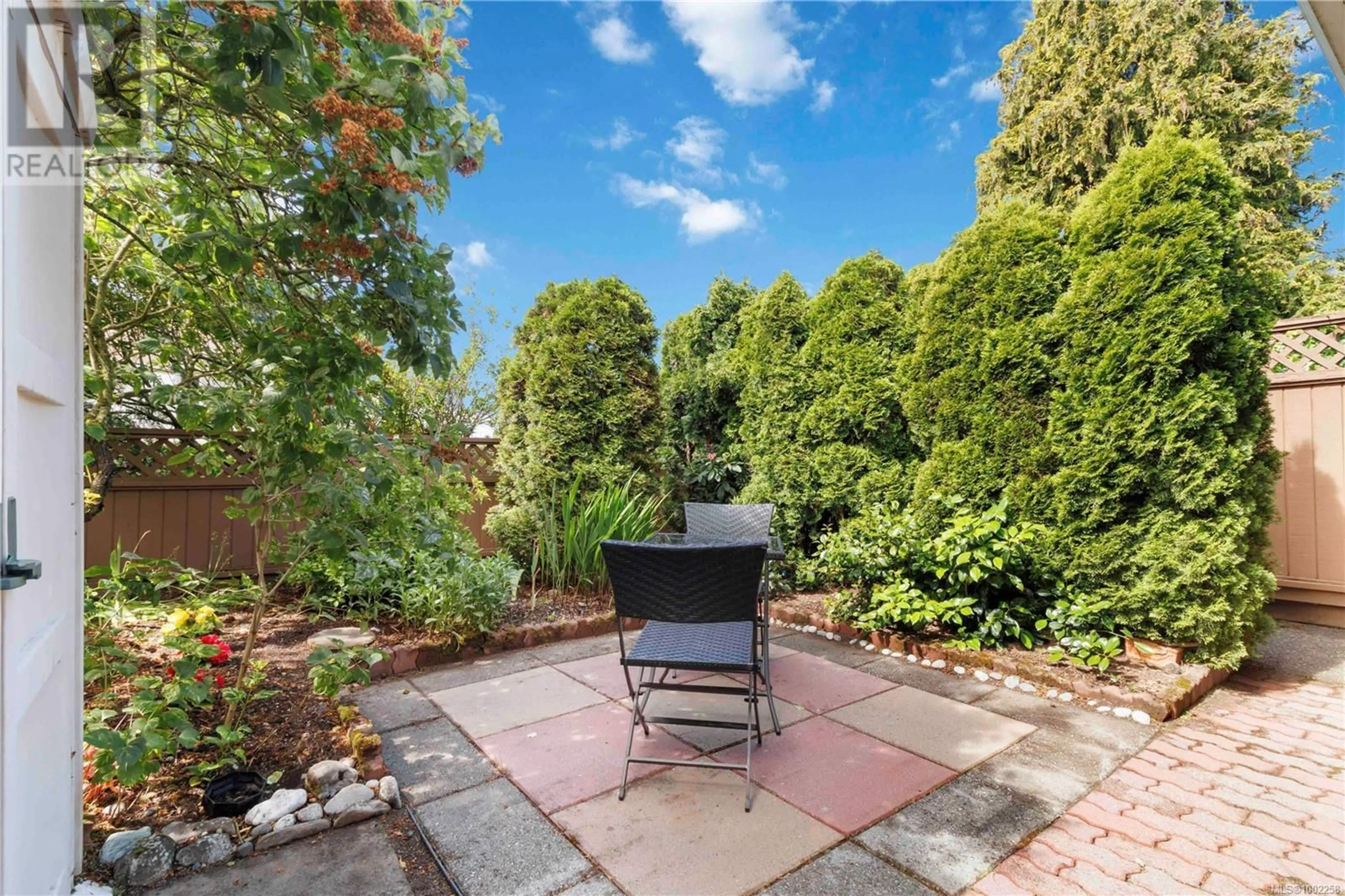 Patio, unknown for 5 - 974 DUNFORD AVENUE, Langford British Columbia V9B2S3