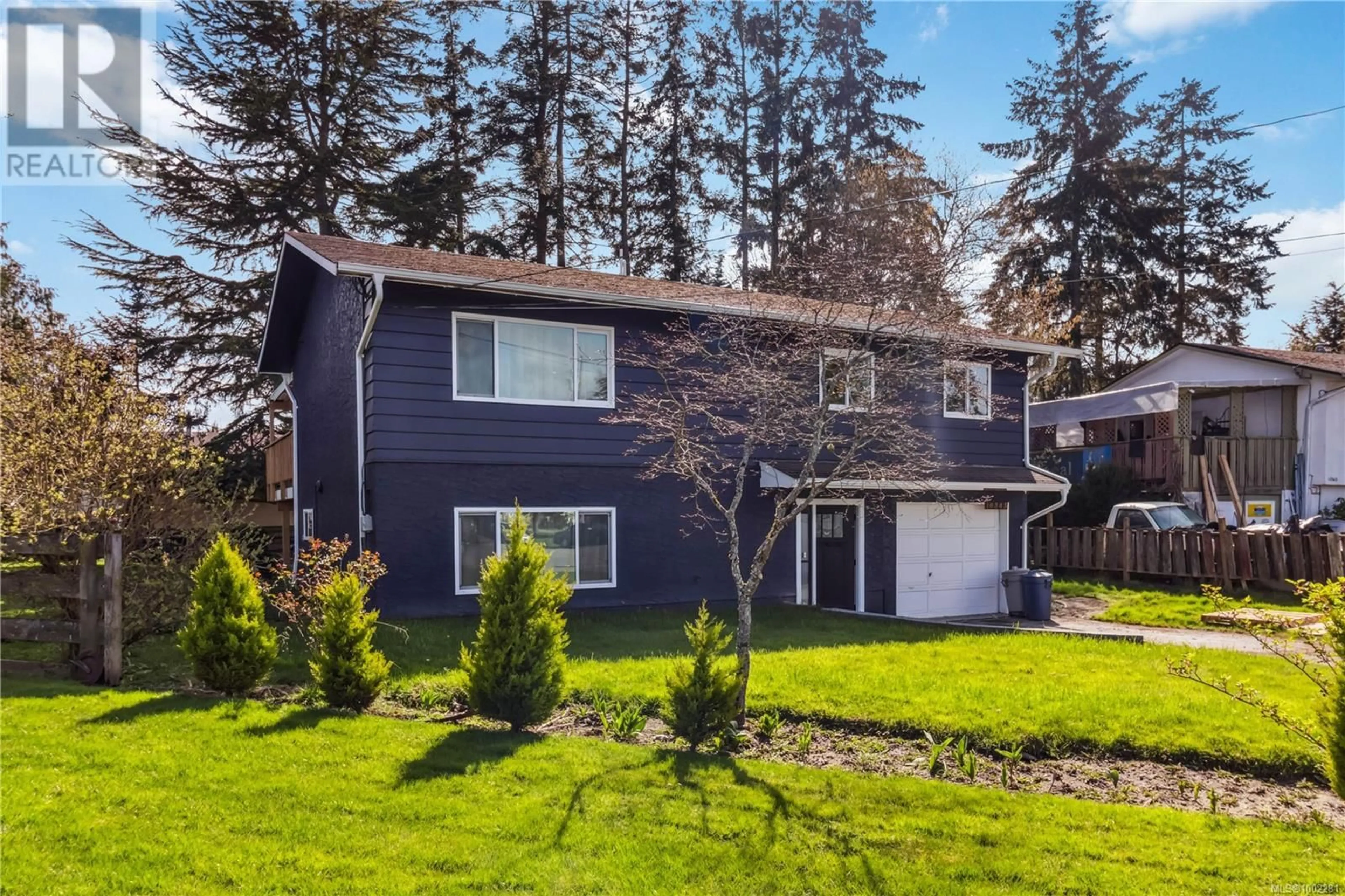 Home with vinyl exterior material, street for 10343 PATRICIA PLACE, Sidney British Columbia V8L3J5
