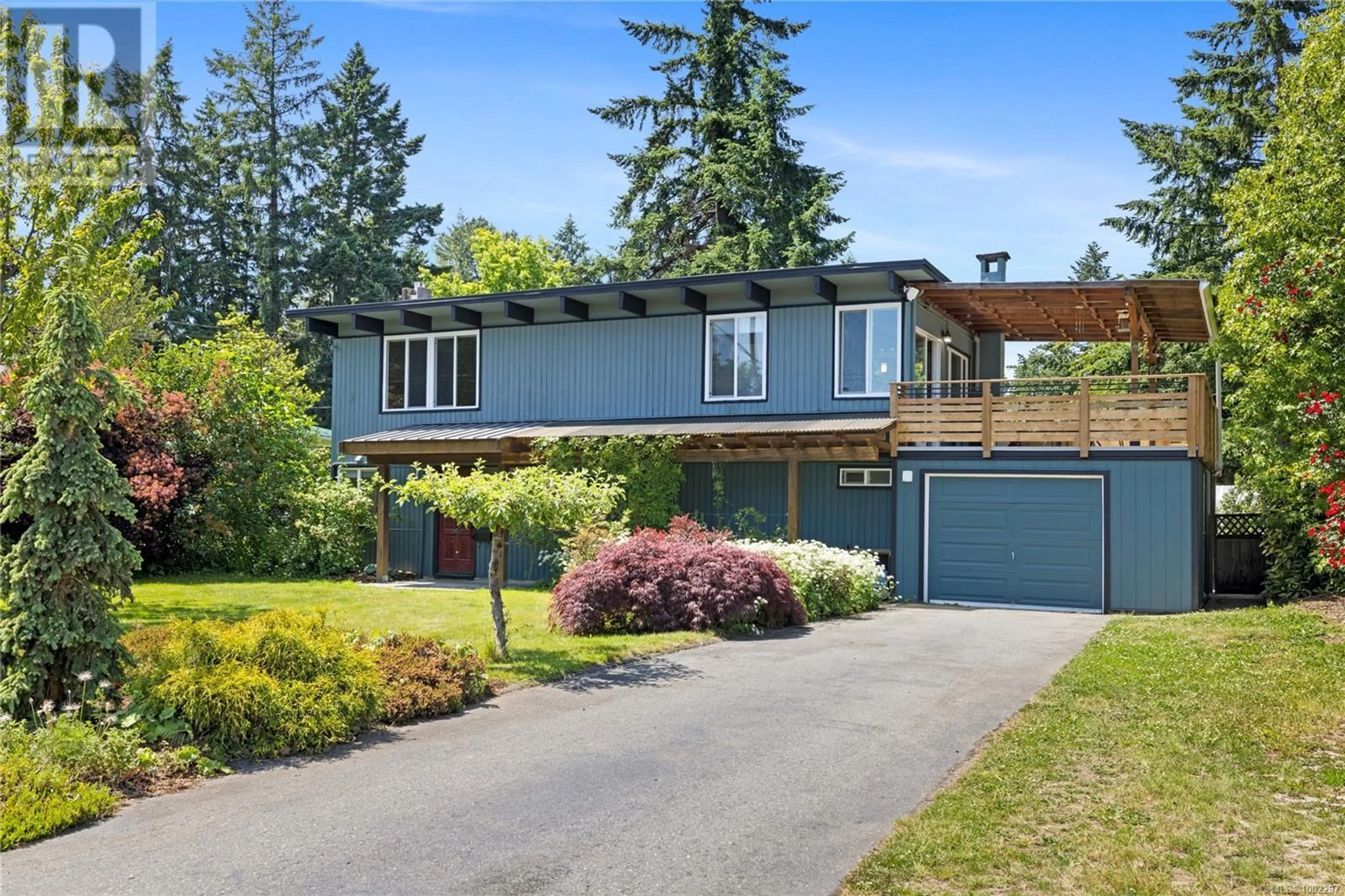 Home with vinyl exterior material, street for 419 LENHART AVENUE, Nanaimo British Columbia V9S4X4