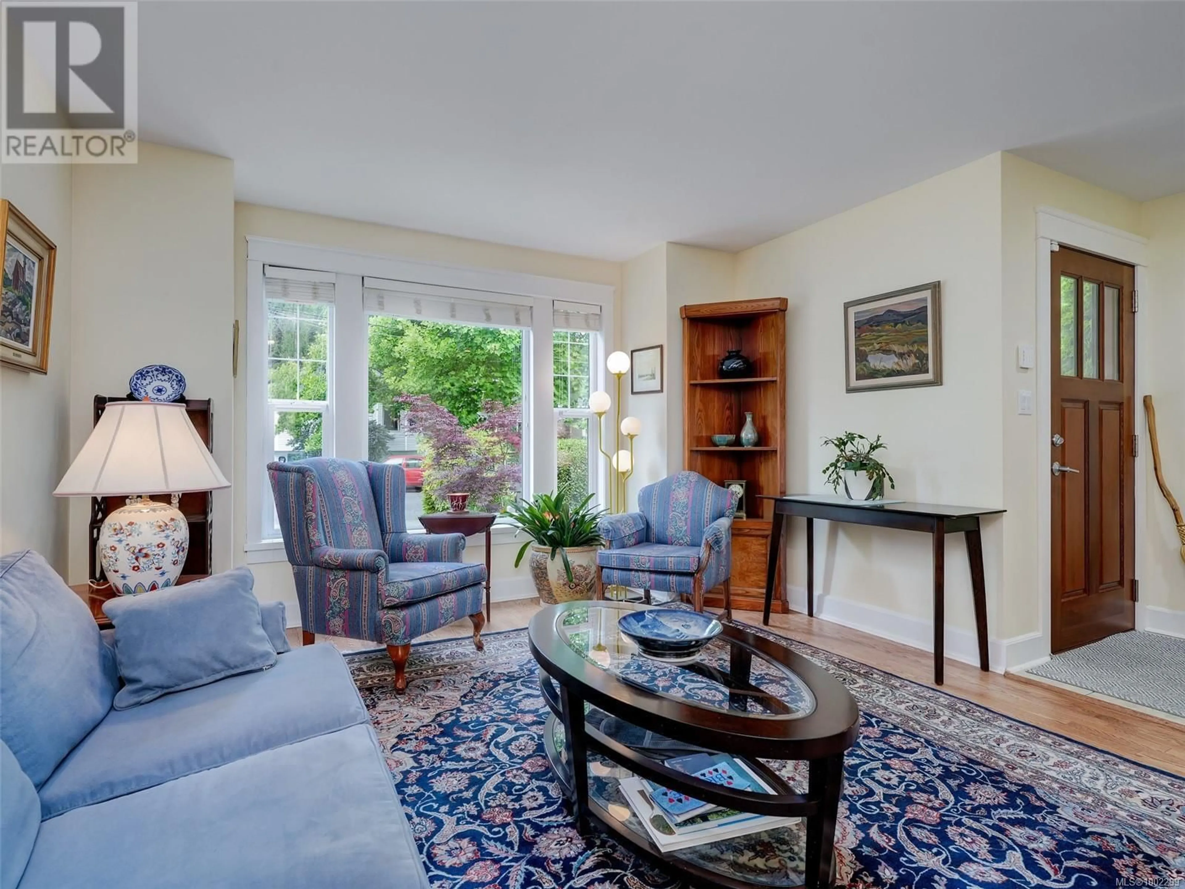 Living room with furniture, unknown for 423 POWELL STREET, Victoria British Columbia V8V2J3