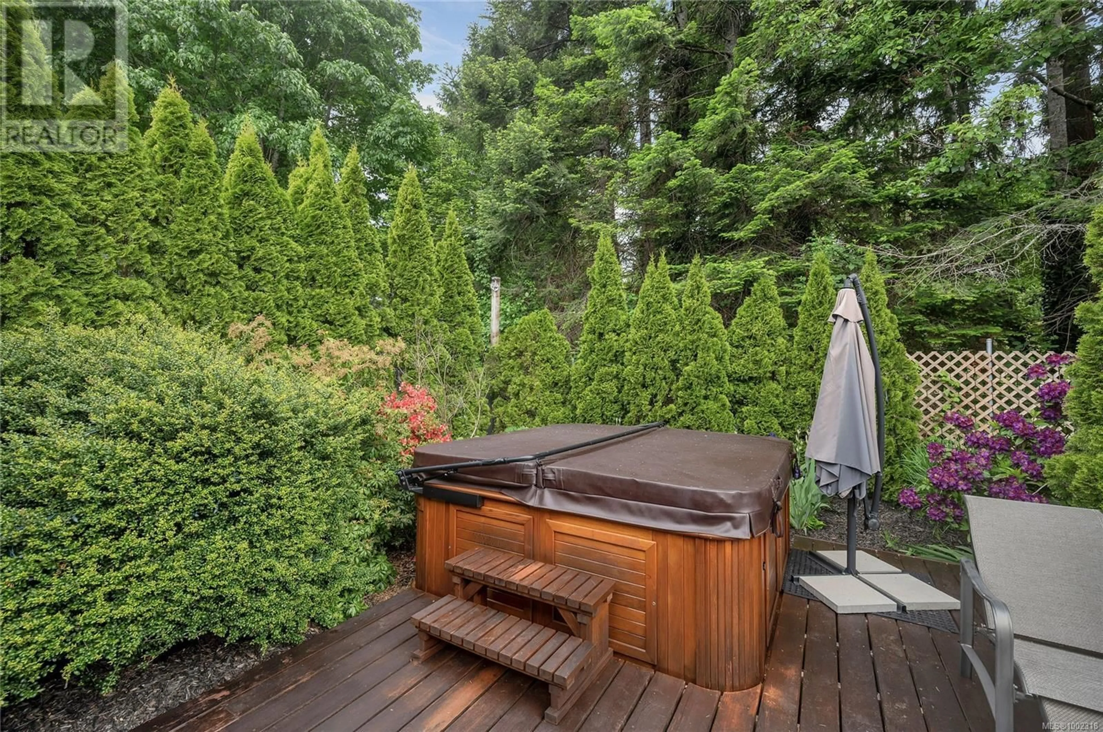 Patio, forest/trees view for 46 OREGON ROAD, Campbell River British Columbia V9W5T1
