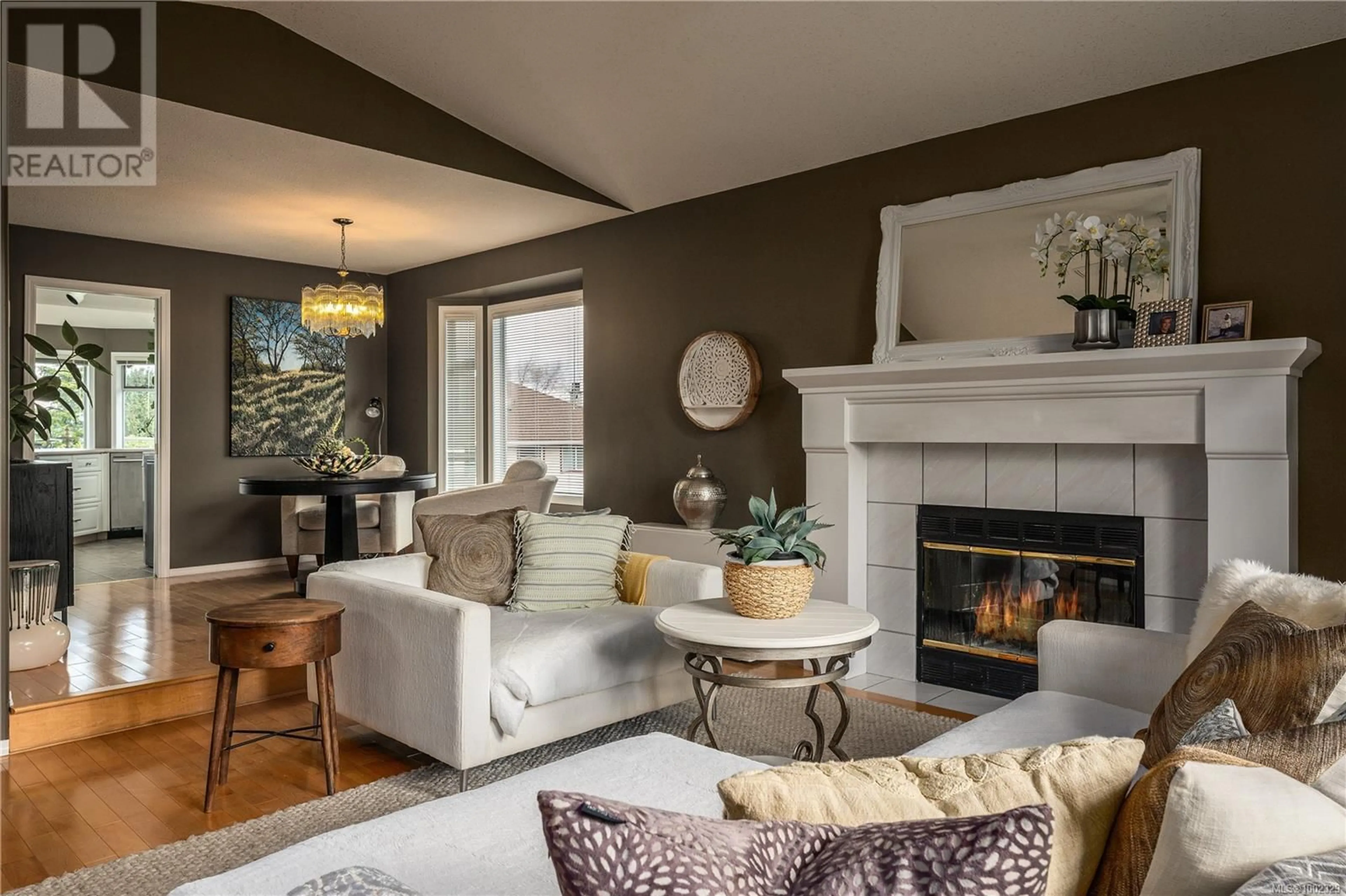 Living room with furniture, unknown for 6268 SECHELT DRIVE, Nanaimo British Columbia V9V1C9