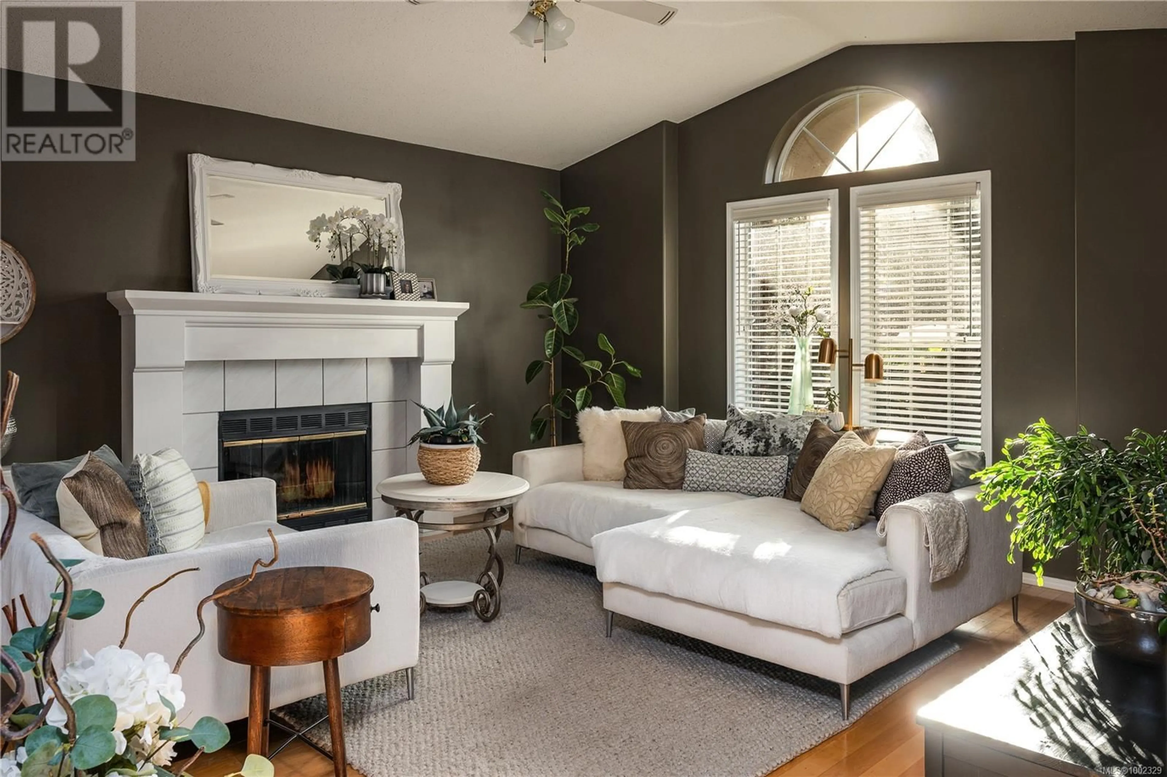 Living room with furniture, unknown for 6268 SECHELT DRIVE, Nanaimo British Columbia V9V1C9
