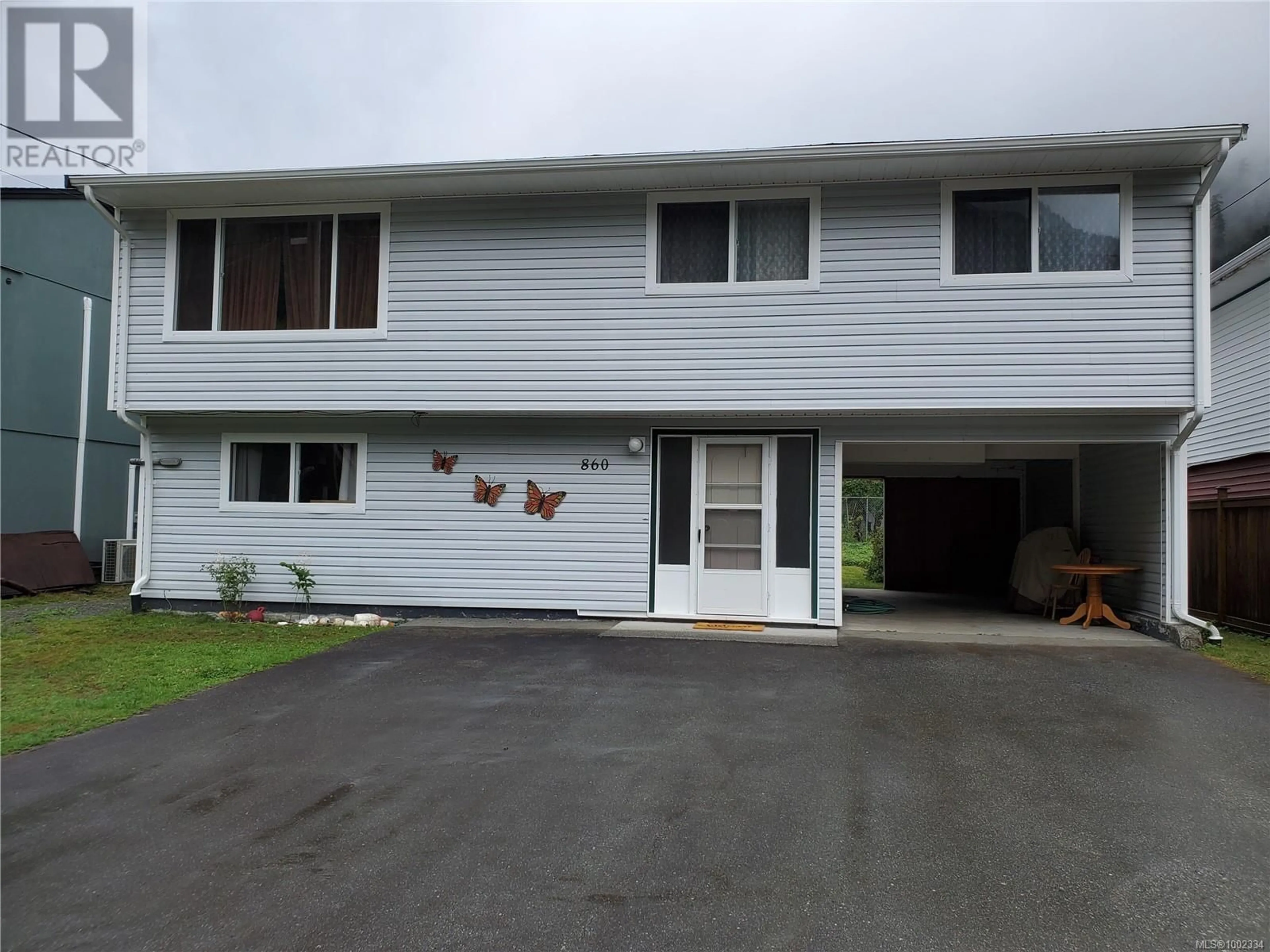 Home with vinyl exterior material, unknown for 860 JEWITT DRIVE, Tahsis British Columbia V0P1X0