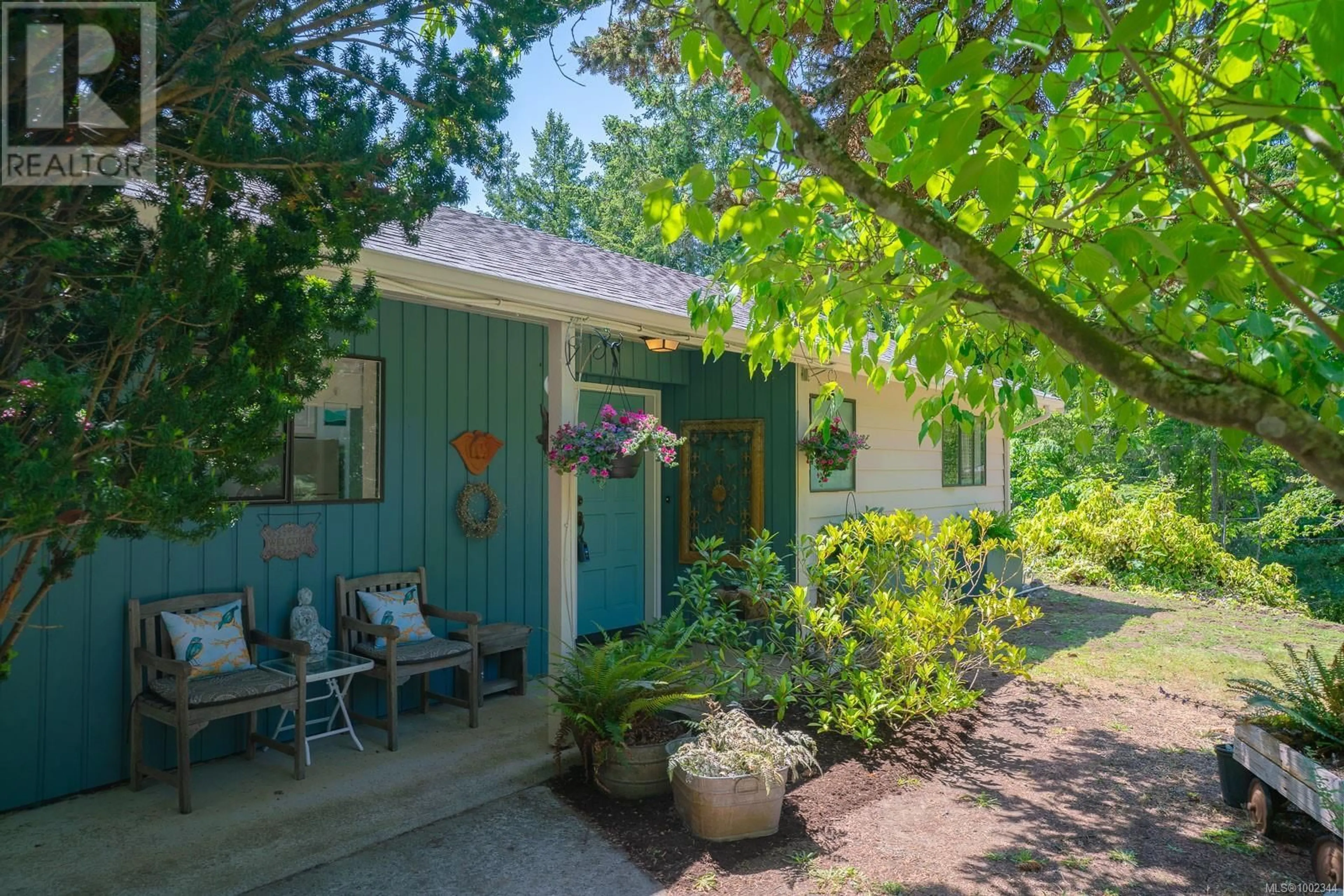 Patio, street for 2850 SPRUCE LANE, Nanoose Bay British Columbia V9P9G1