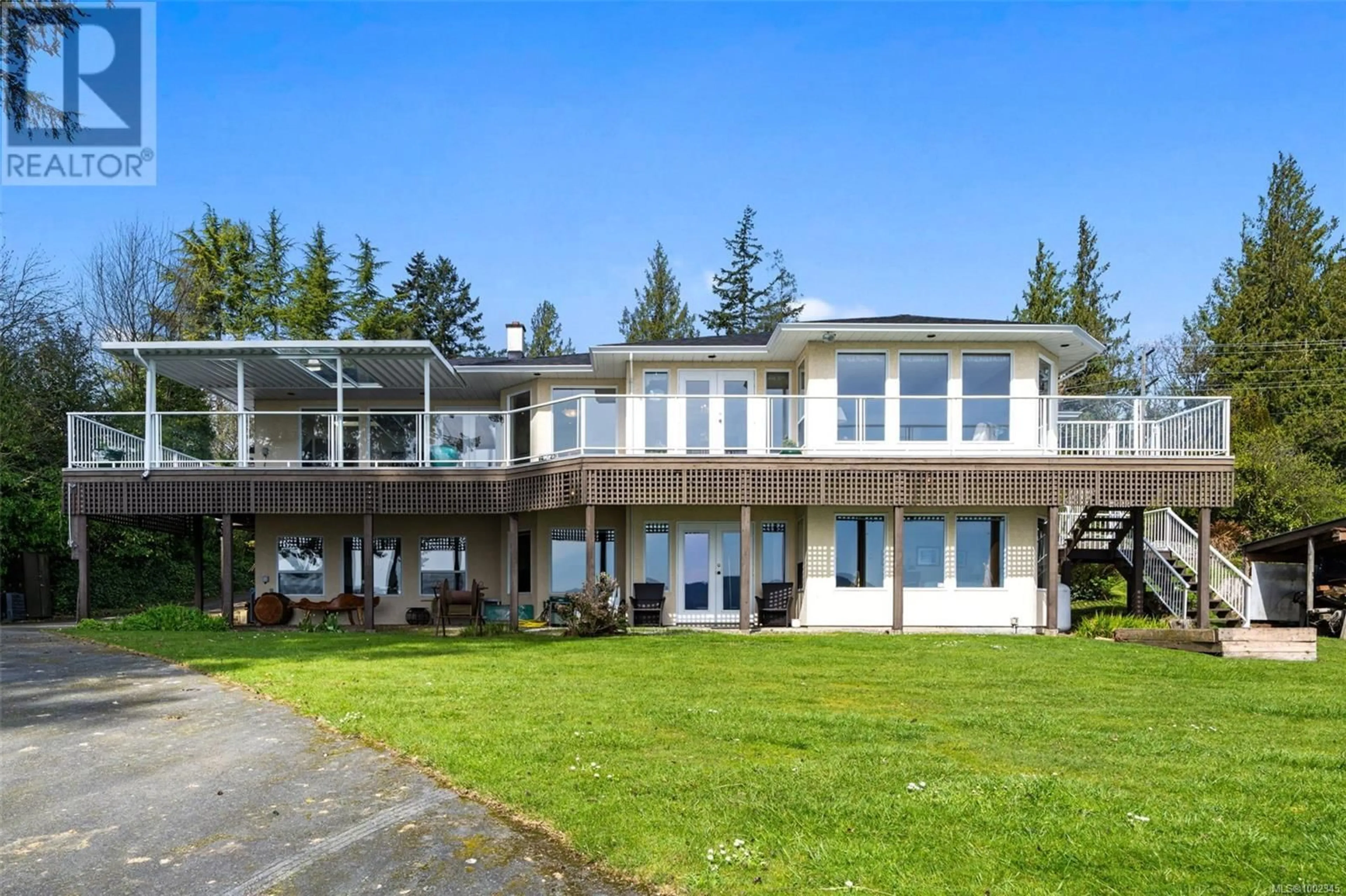 A pic from outside/outdoor area/front of a property/back of a property/a pic from drone, water/lake/river/ocean view for 5991 SOOKE ROAD, Sooke British Columbia V0S1N0