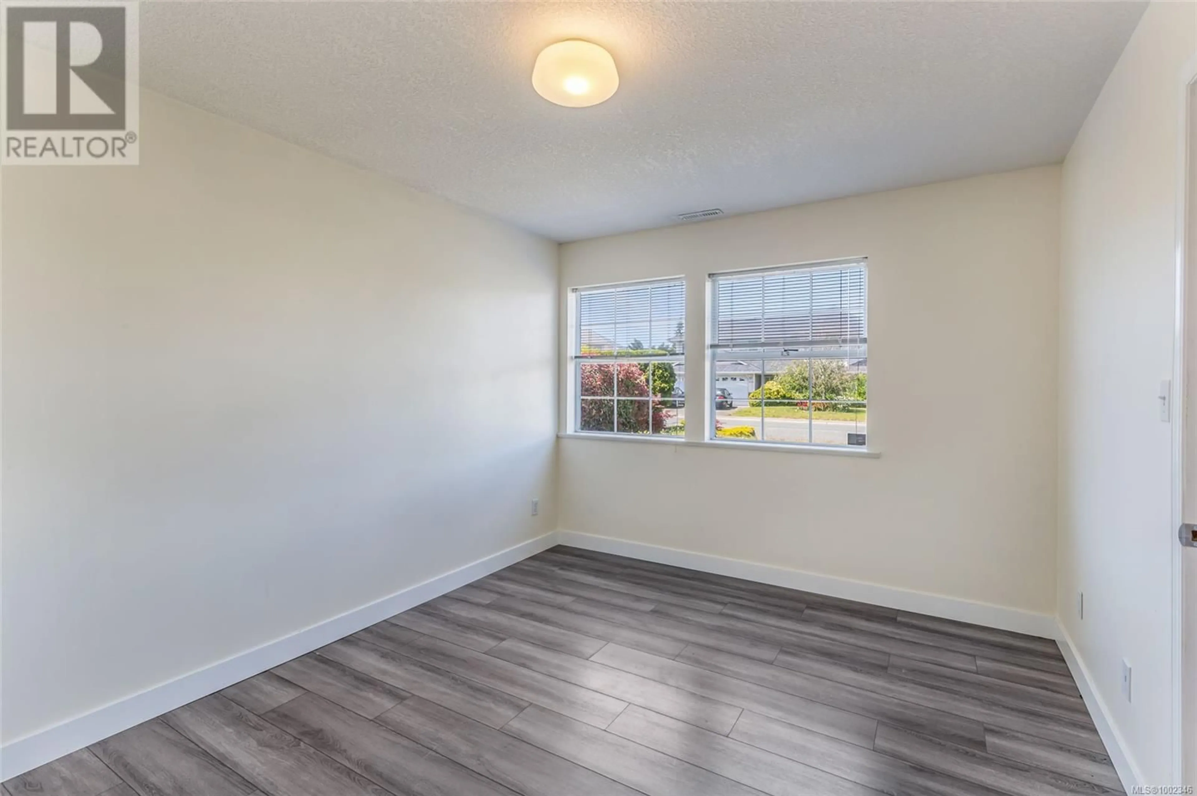 A pic of a room for 6267 MCROBB AVENUE, Nanaimo British Columbia V9V1M4