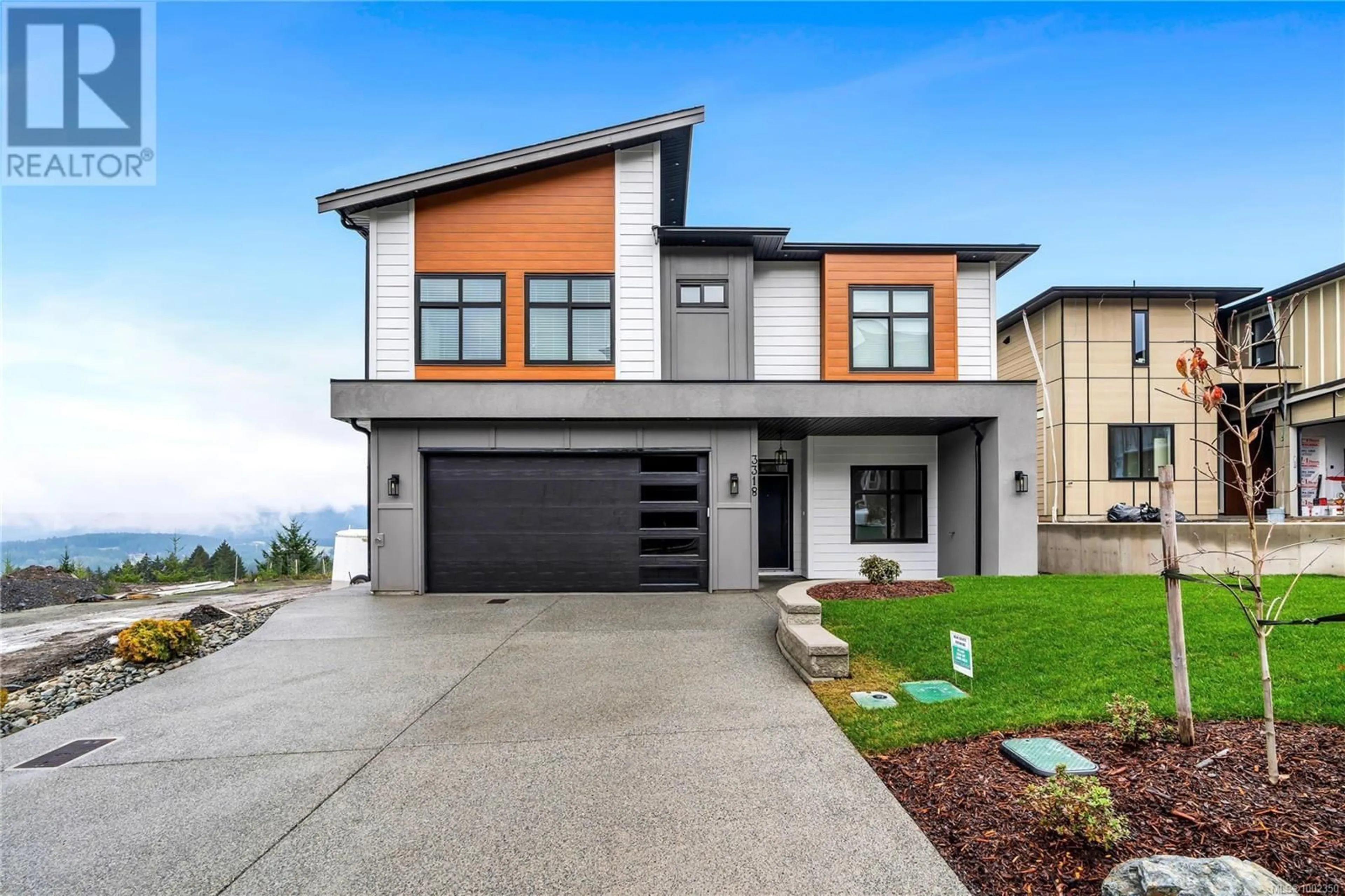Home with vinyl exterior material, street for 3318 WOODRUSH DRIVE, Duncan British Columbia V1L0M5