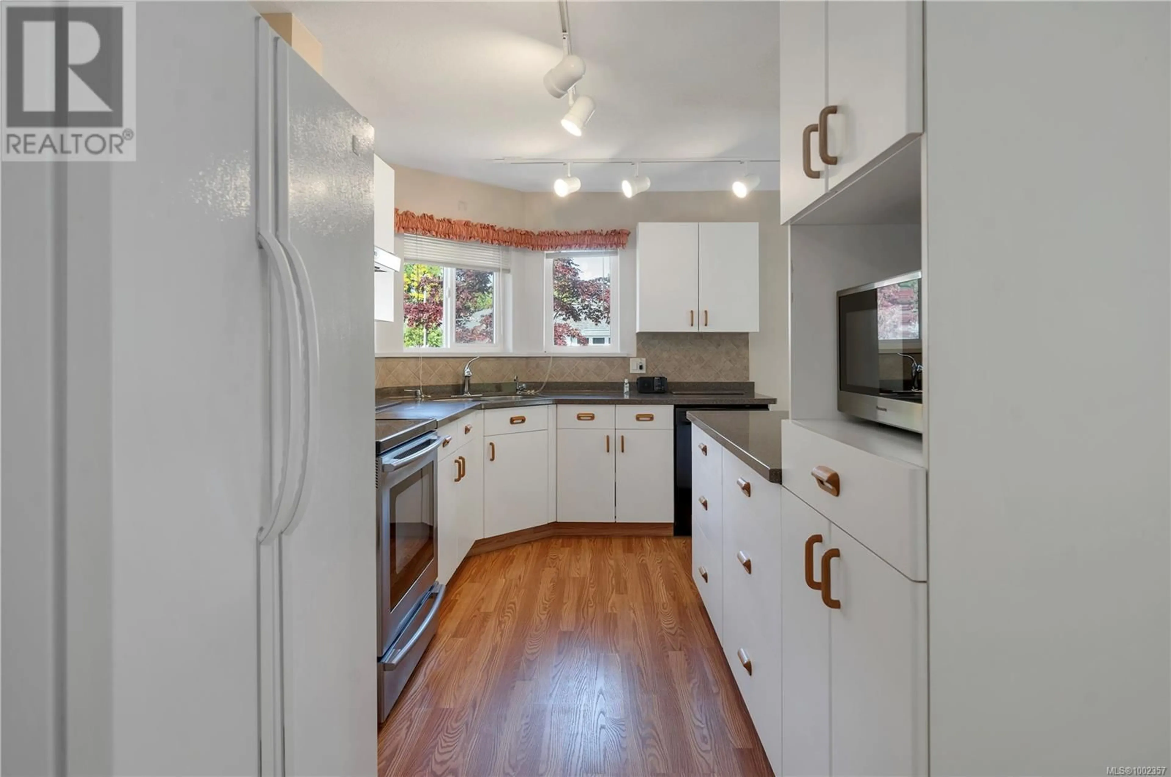 Standard kitchen, unknown for 39 - 396 HARROGATE ROAD, Campbell River British Columbia V9W1W2
