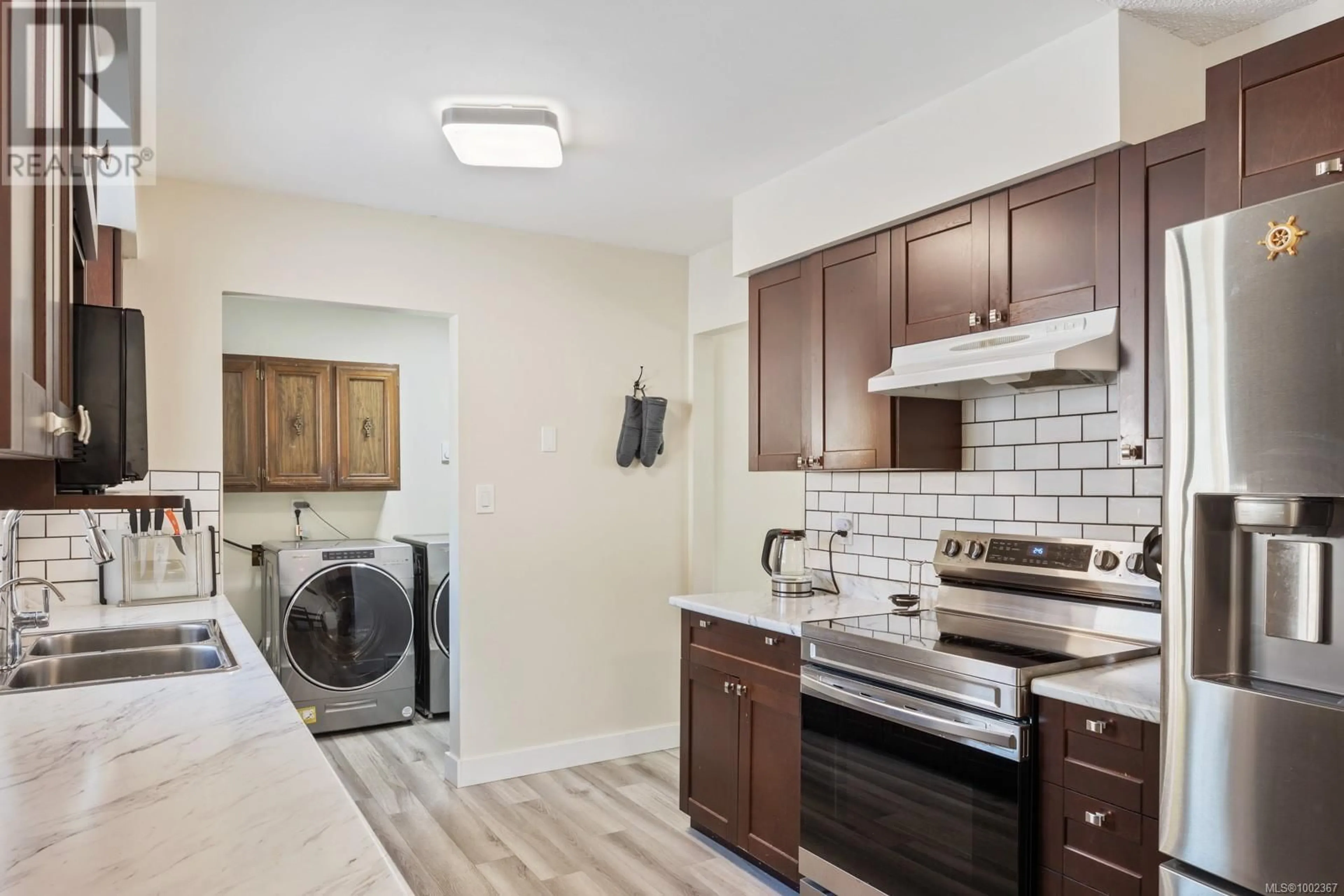 Unknown for 755 LORNE CRESCENT, Campbell River British Columbia V9W5Z1