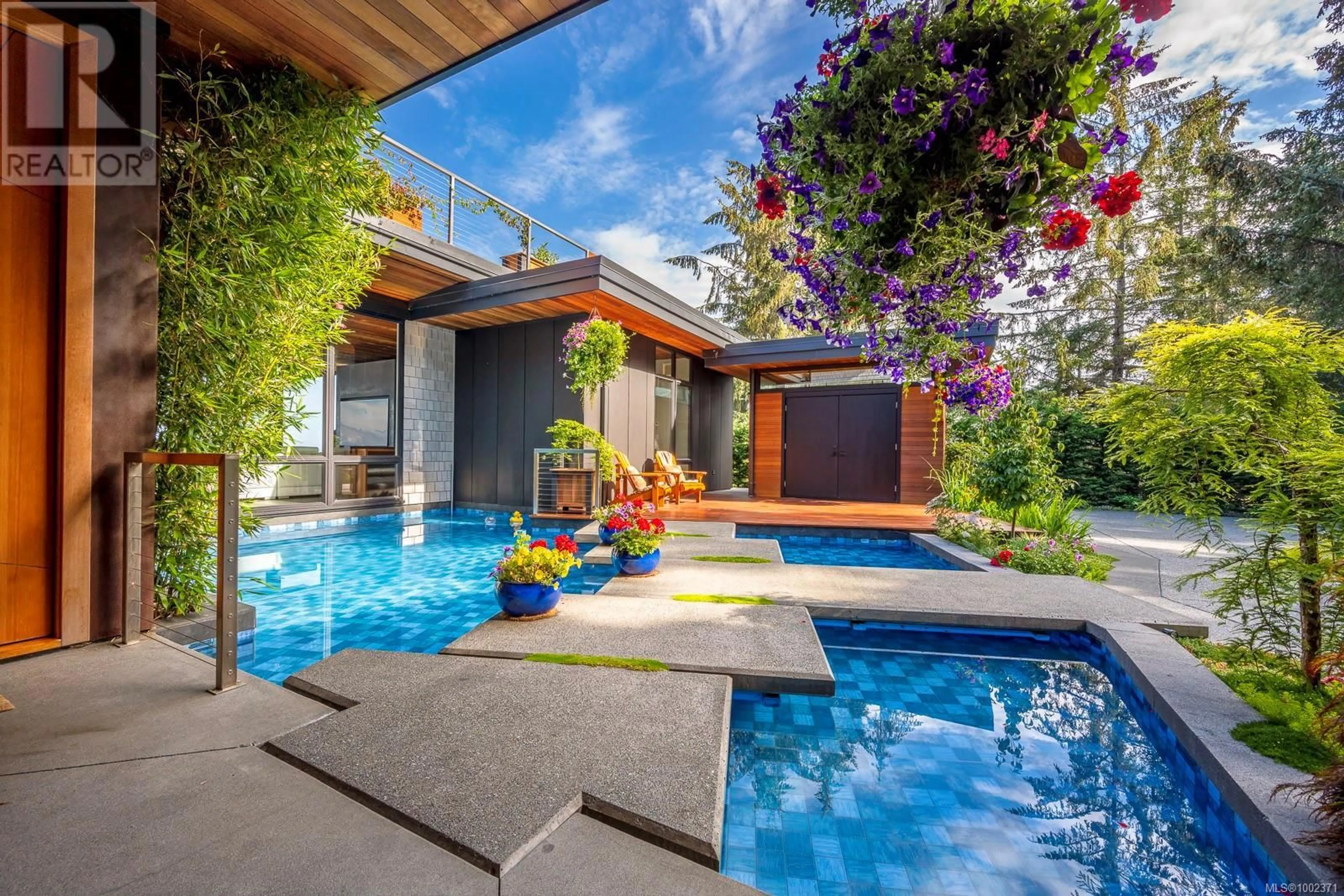 Pool for 9046 CLARKSON AVENUE, Black Creek British Columbia V9J1B3