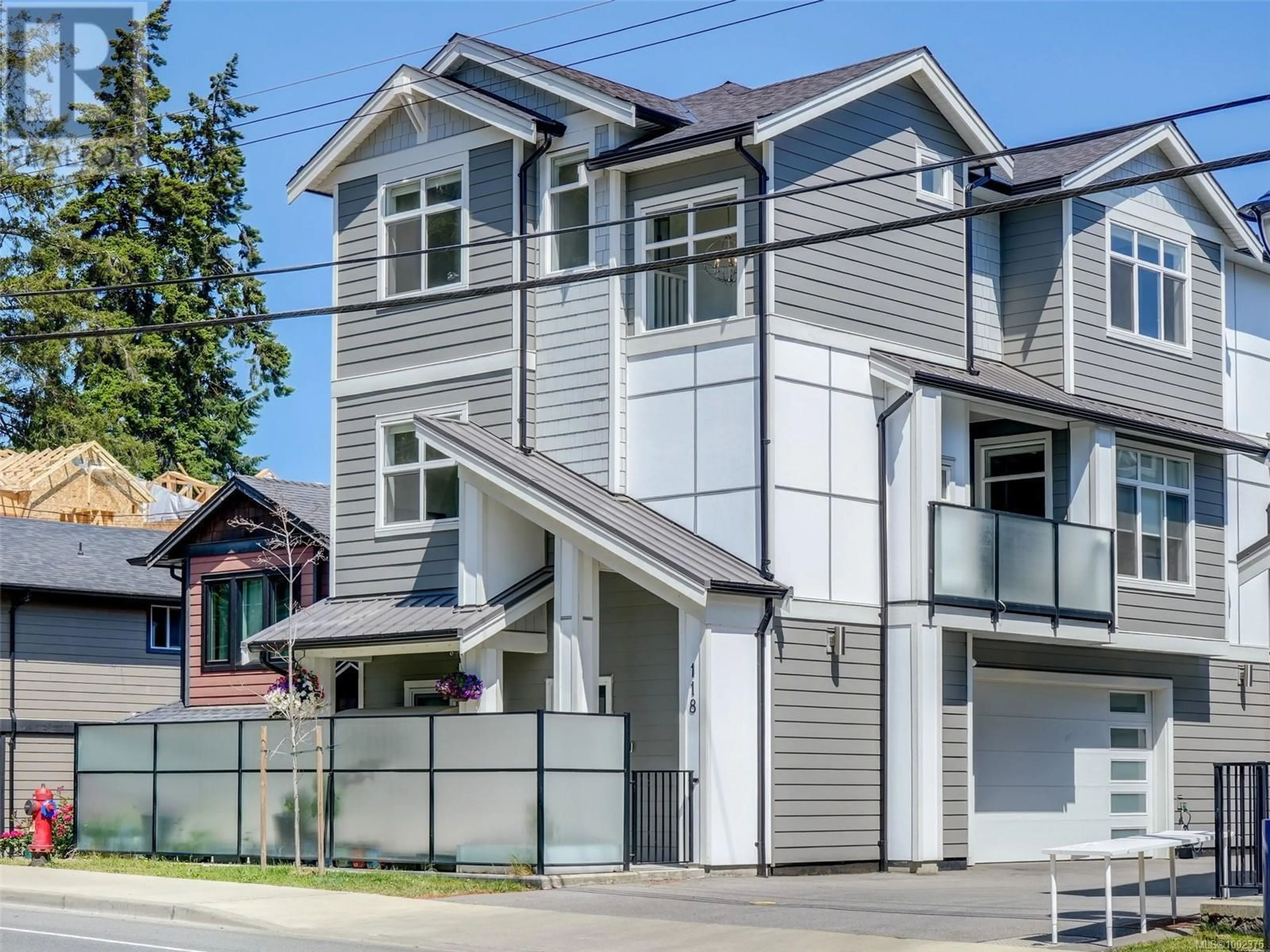 Home with vinyl exterior material, street for 118 - 946 JENKINS AVENUE, Langford British Columbia V9B2N7