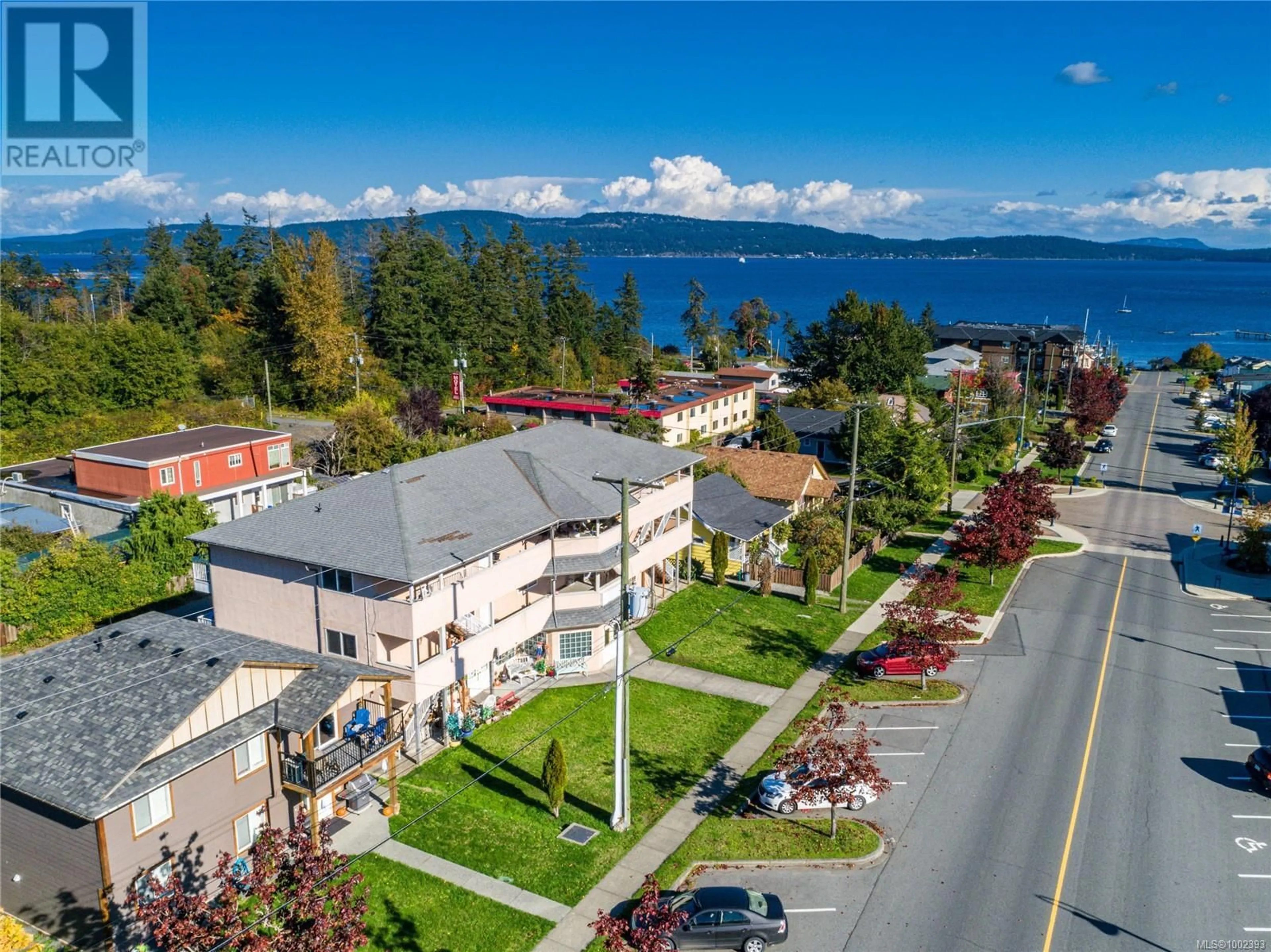 A pic from outside/outdoor area/front of a property/back of a property/a pic from drone, water/lake/river/ocean view for 1 - 1587 JOAN AVENUE, Crofton British Columbia V0R1R0