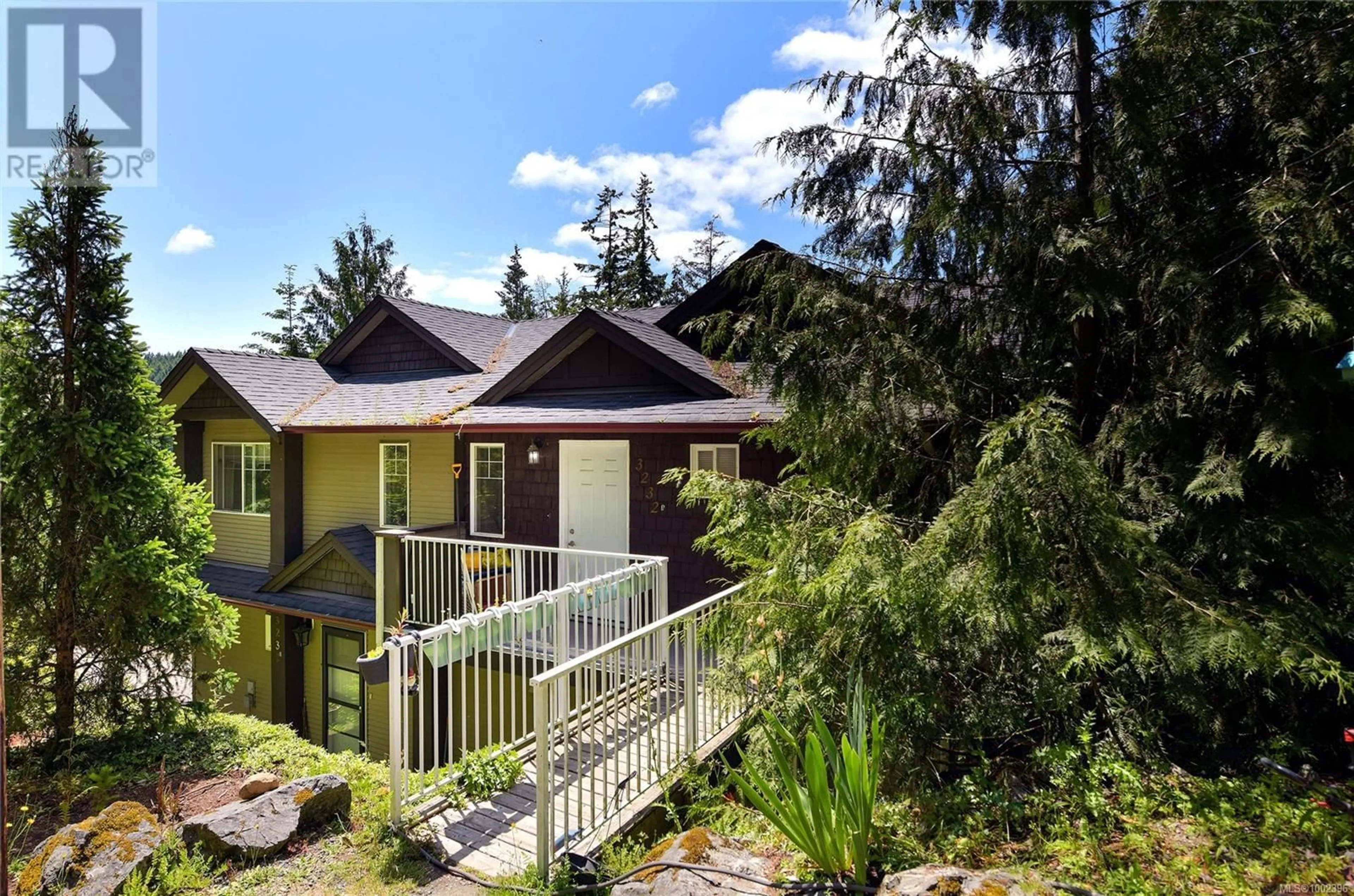 A pic from outside/outdoor area/front of a property/back of a property/a pic from drone, mountain view for A & B - 3232 LOLEDO PLACE, Langford British Columbia V9C3W6