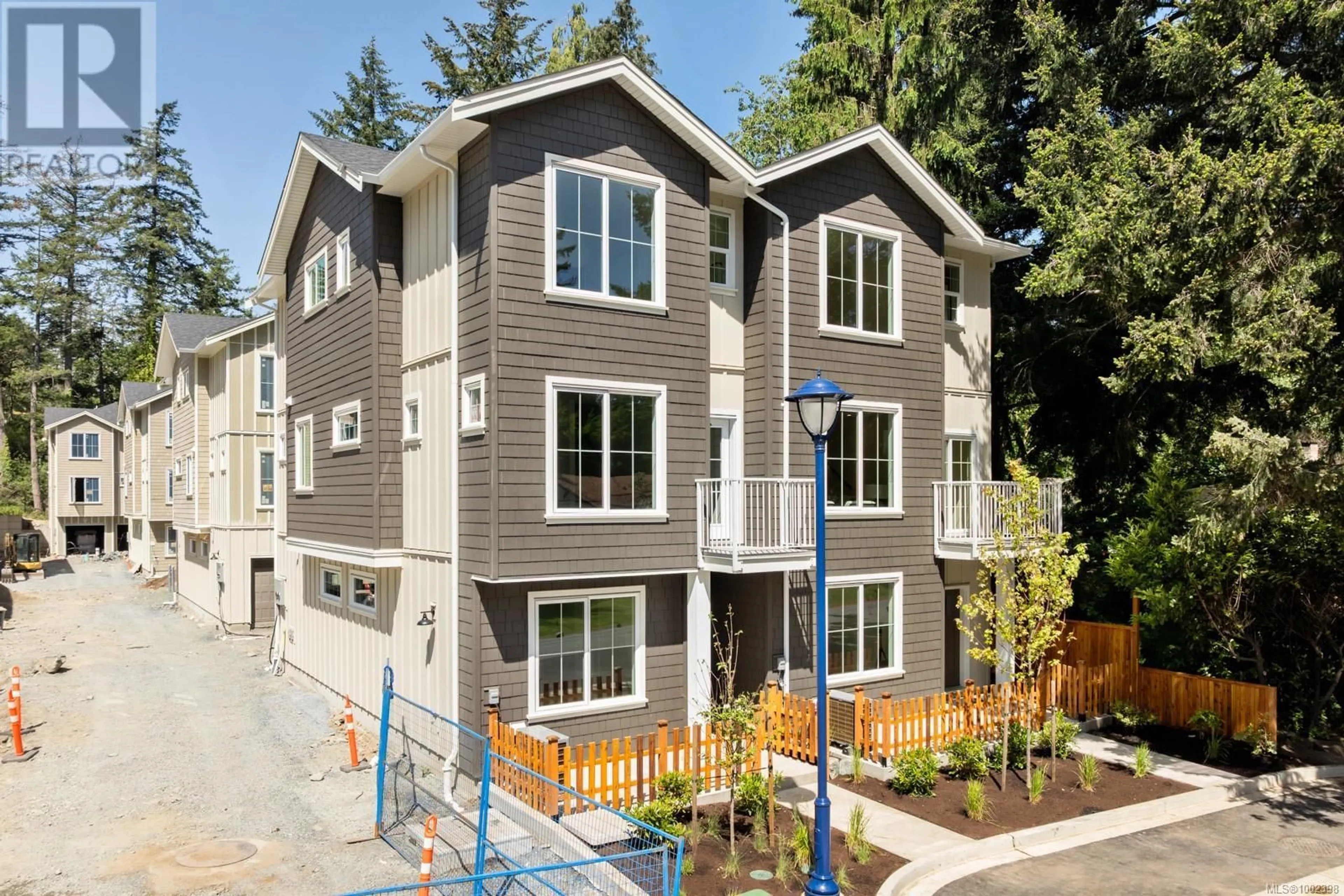Home with vinyl exterior material, street for 16 - 2770 VANTILBURG CRESCENT, Langford British Columbia V9B3K4