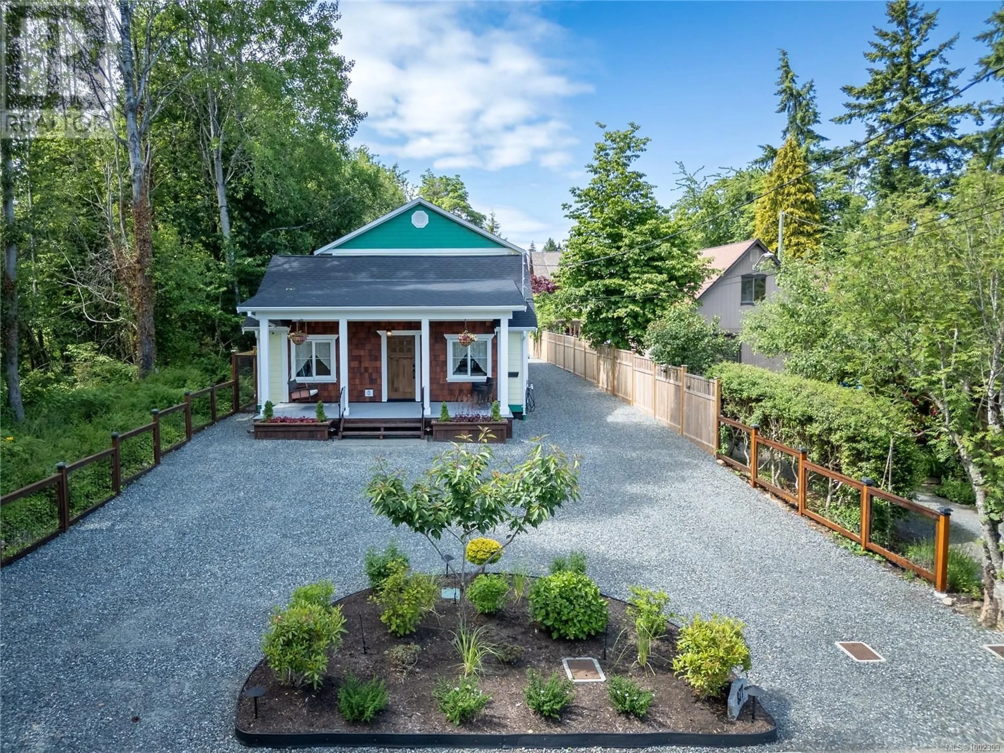 Unknown for 877 3RD STREET, Courtenay British Columbia V9N1E9