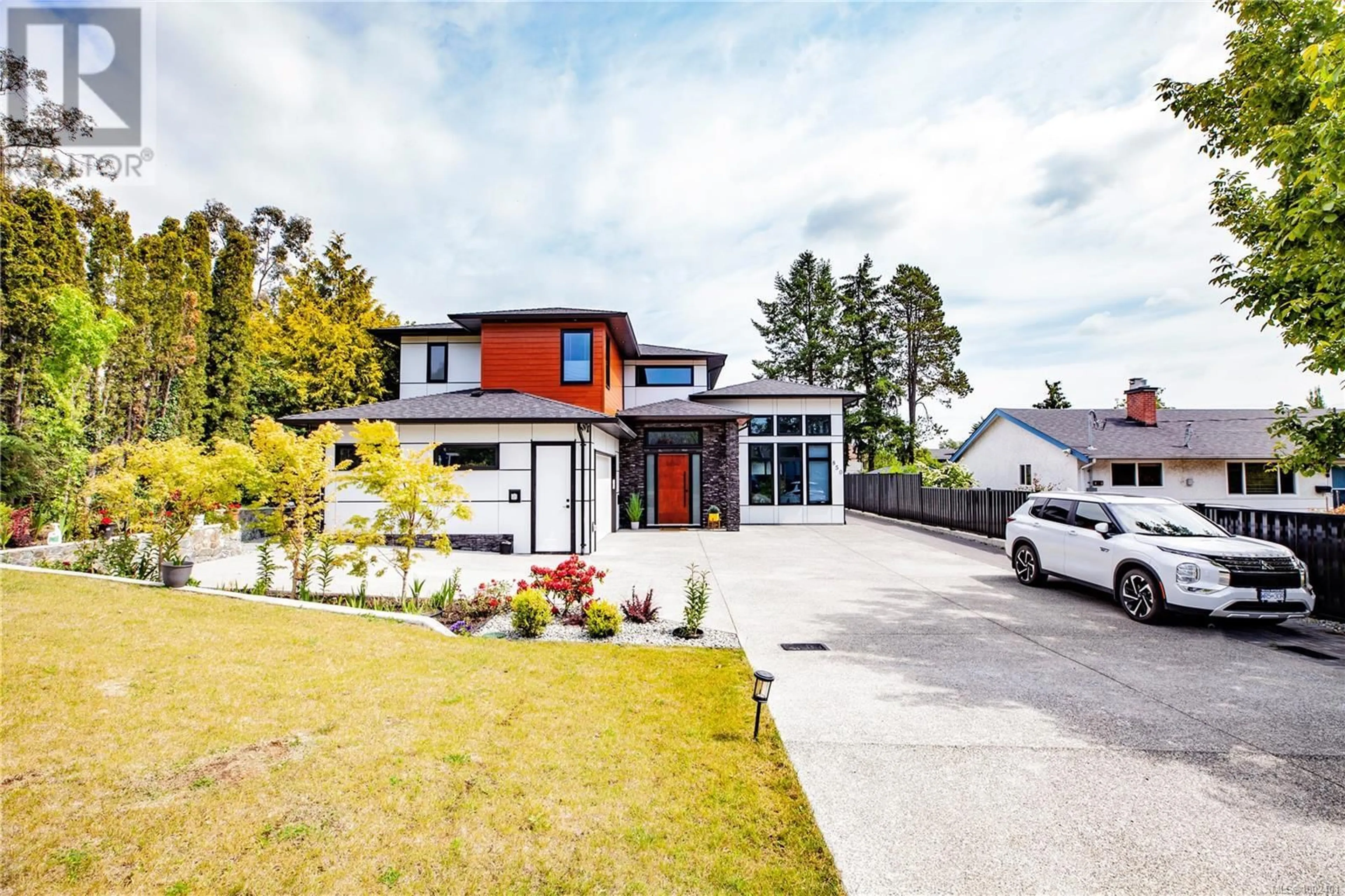Home with brick exterior material, street for 850 SNOWDROP AVENUE, Saanich British Columbia V8Z2N4