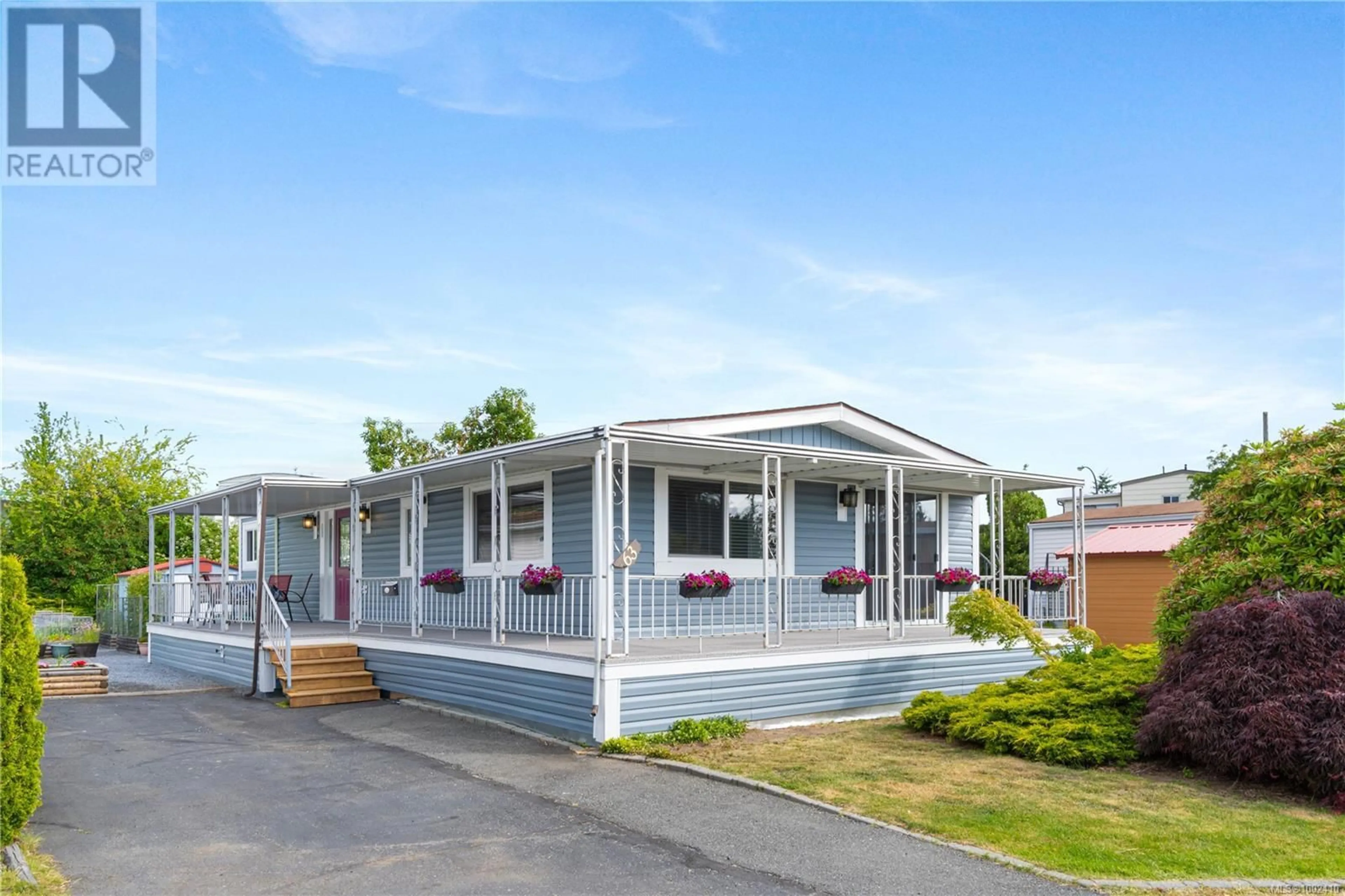 Home with vinyl exterior material, street for 63 - 6325 METRAL DRIVE, Nanaimo British Columbia V9T6P9