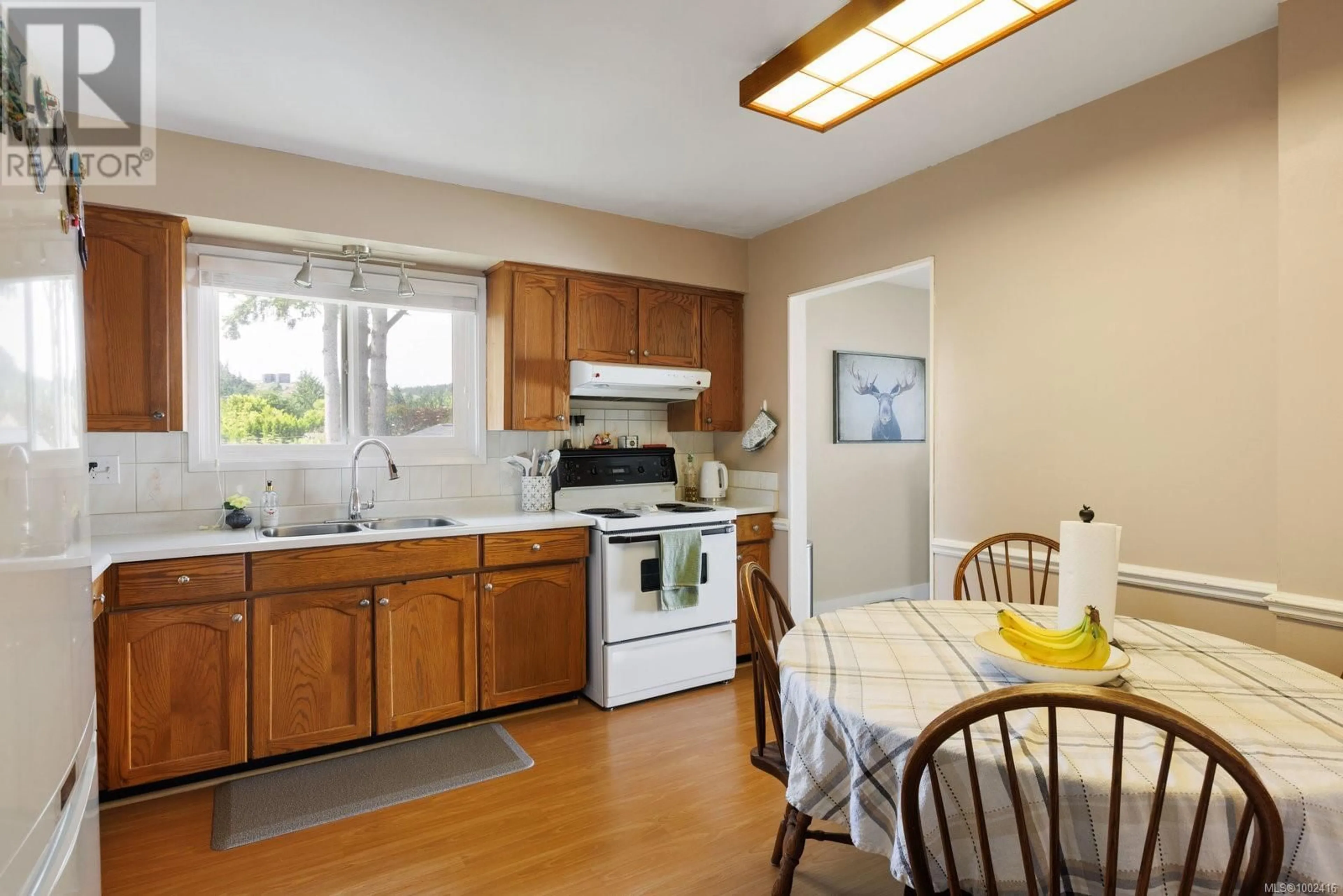 Standard kitchen, unknown for 2867 SOOKE LAKE ROAD, Langford British Columbia V9B4R1