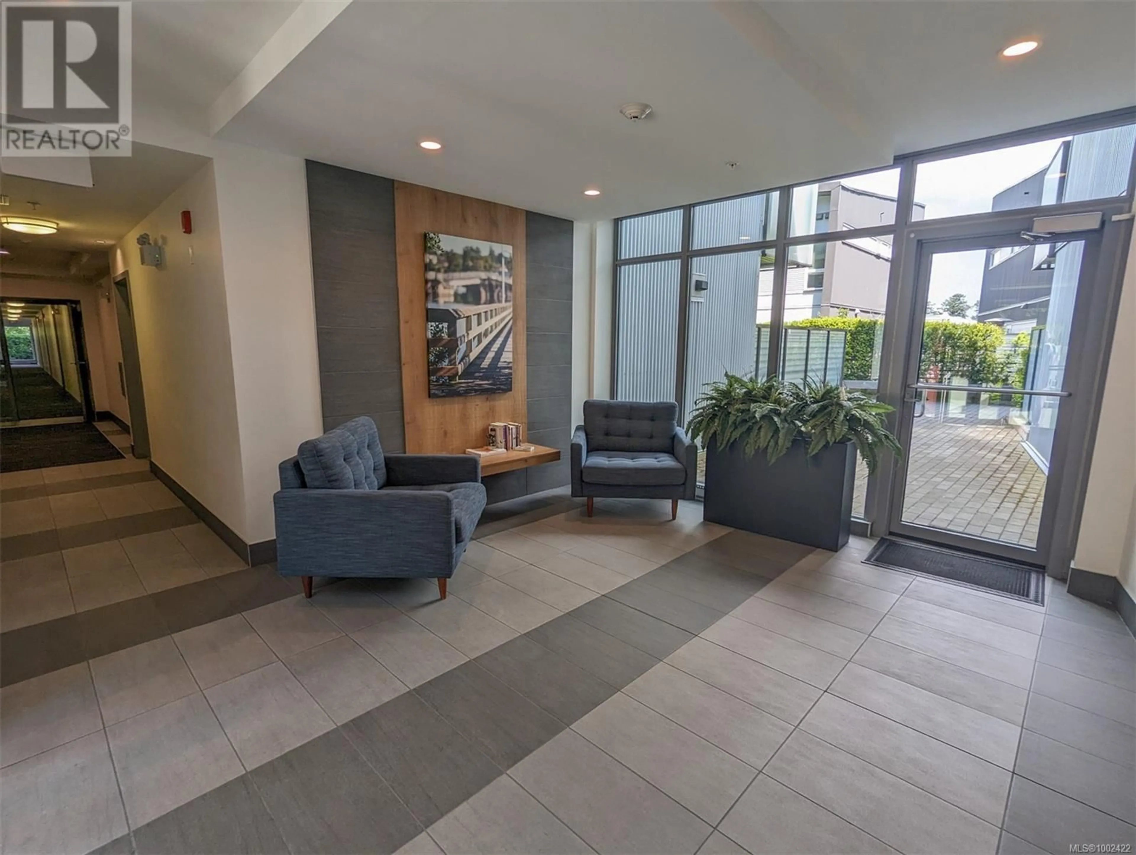 Unknown for 414 - 767 TYEE ROAD, Victoria British Columbia V9A0G5