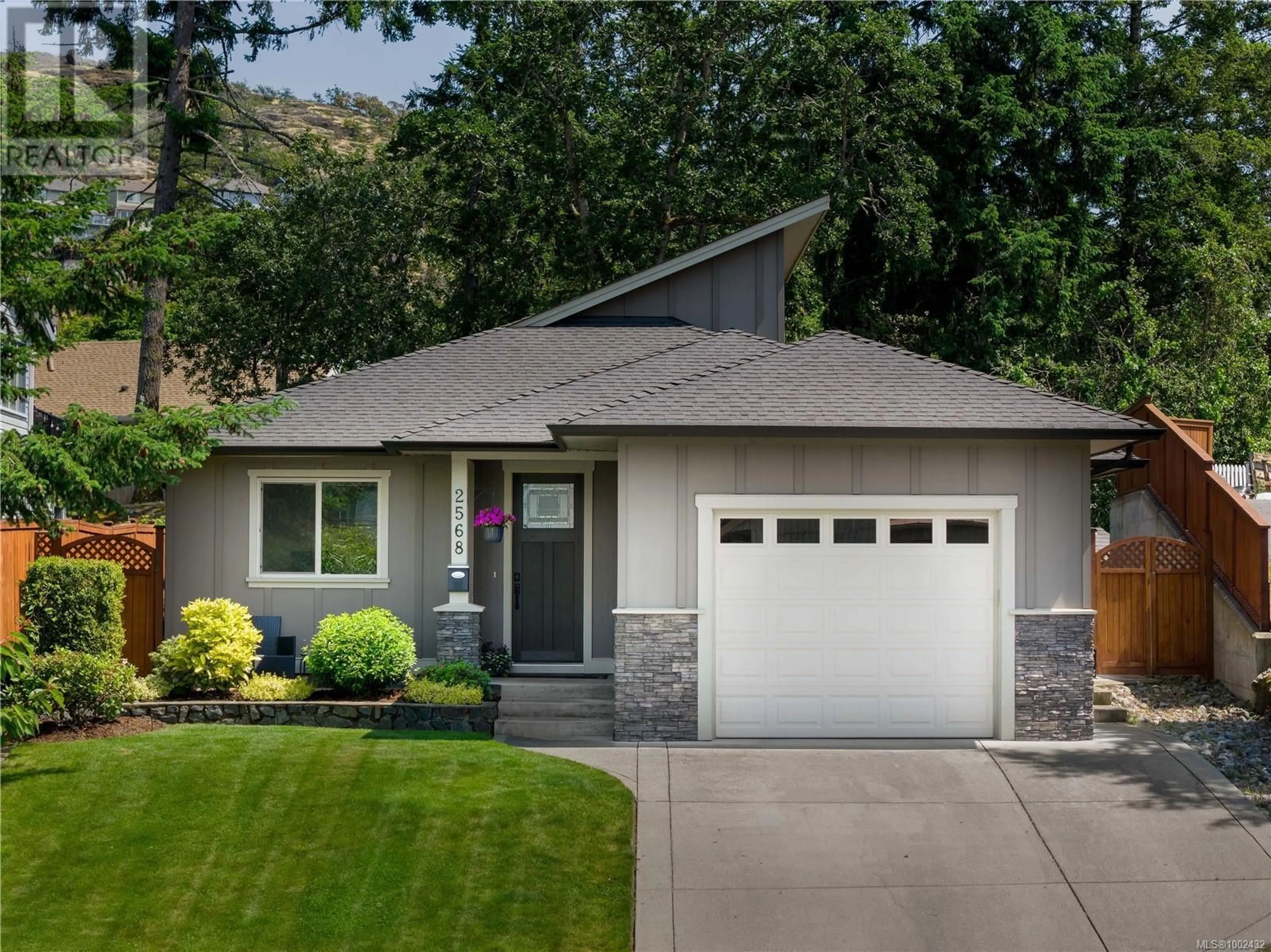 Home with vinyl exterior material, street for 2568 JEANINE DRIVE, Langford British Columbia V9B4X9
