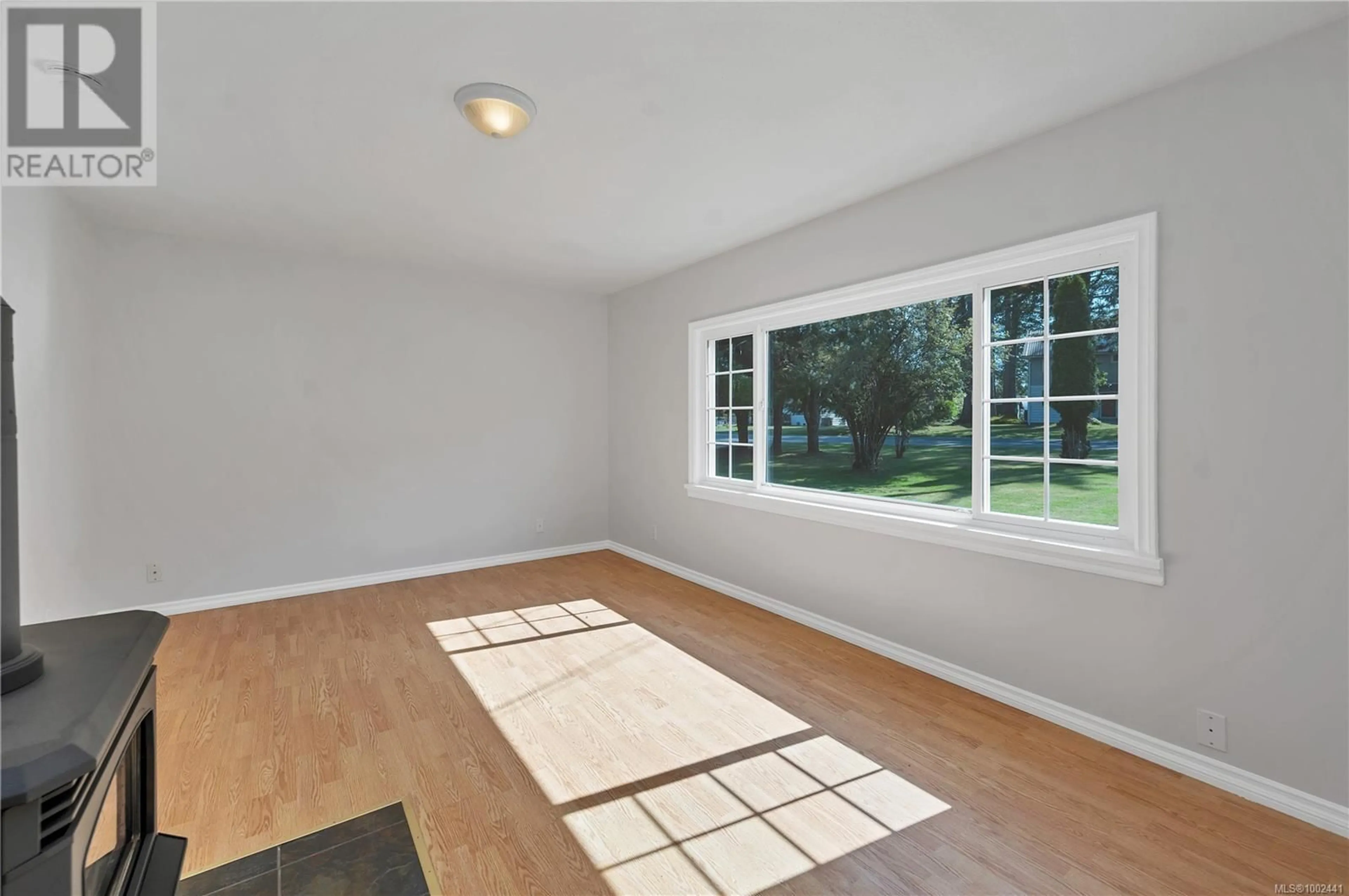 A pic of a room for 3881 PAINTER ROAD, Campbell River British Columbia V9W4Z4