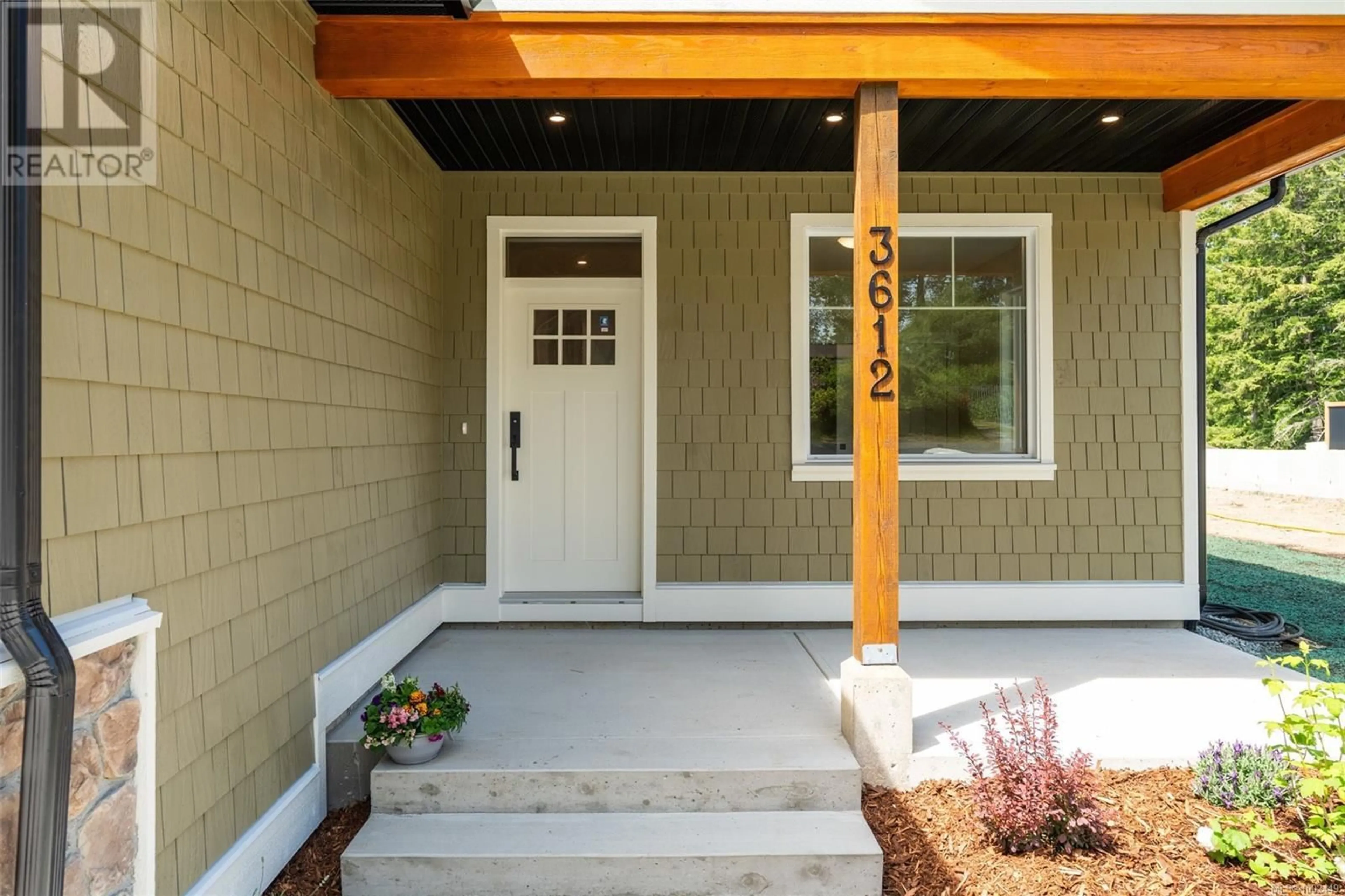 Indoor entryway for 3612 PRINCESS AVENUE, Cobble Hill British Columbia V8H0A4