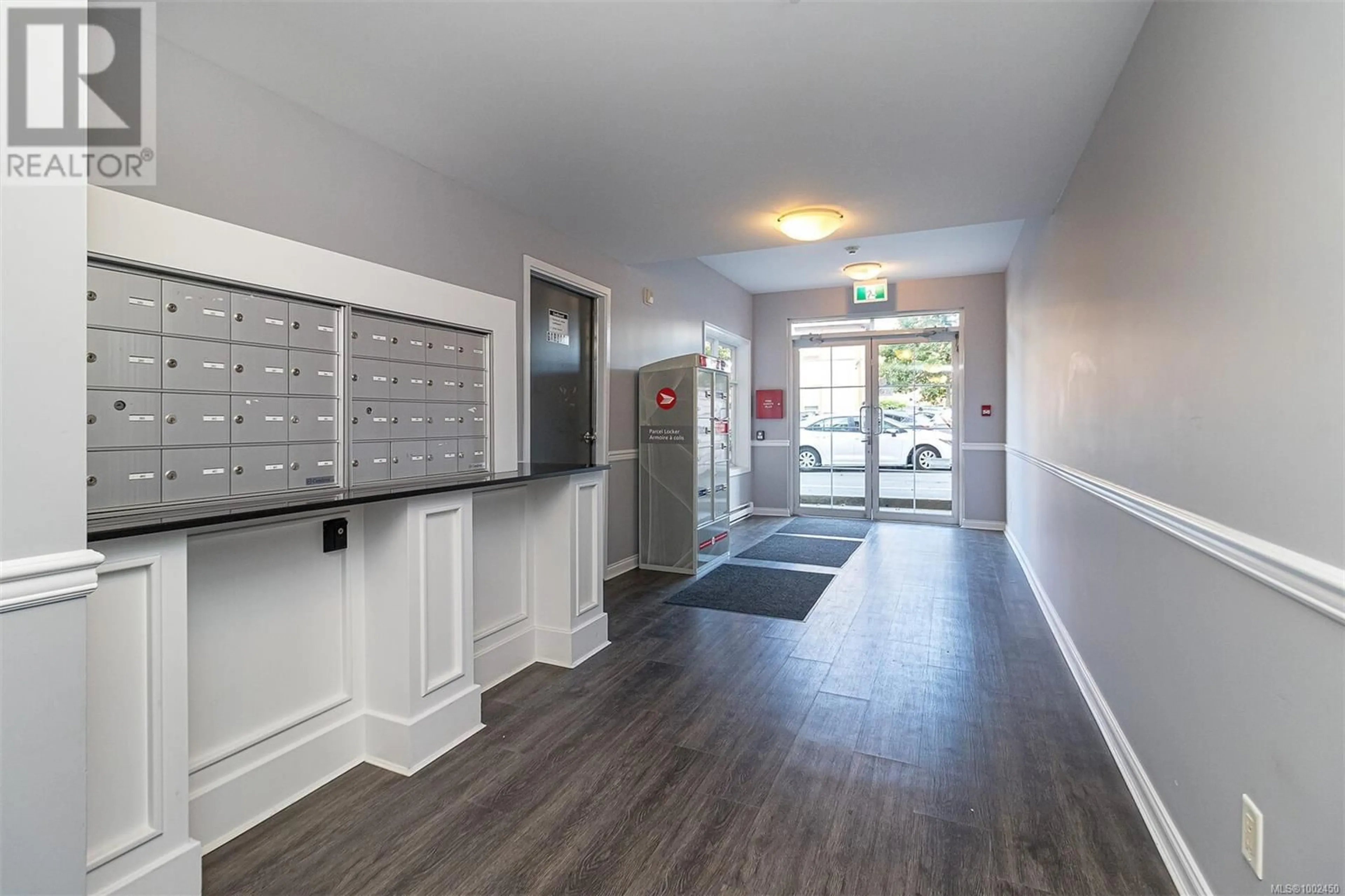 Indoor foyer for 207 - 821 GOLDSTREAM AVENUE, Langford British Columbia V9B2X8