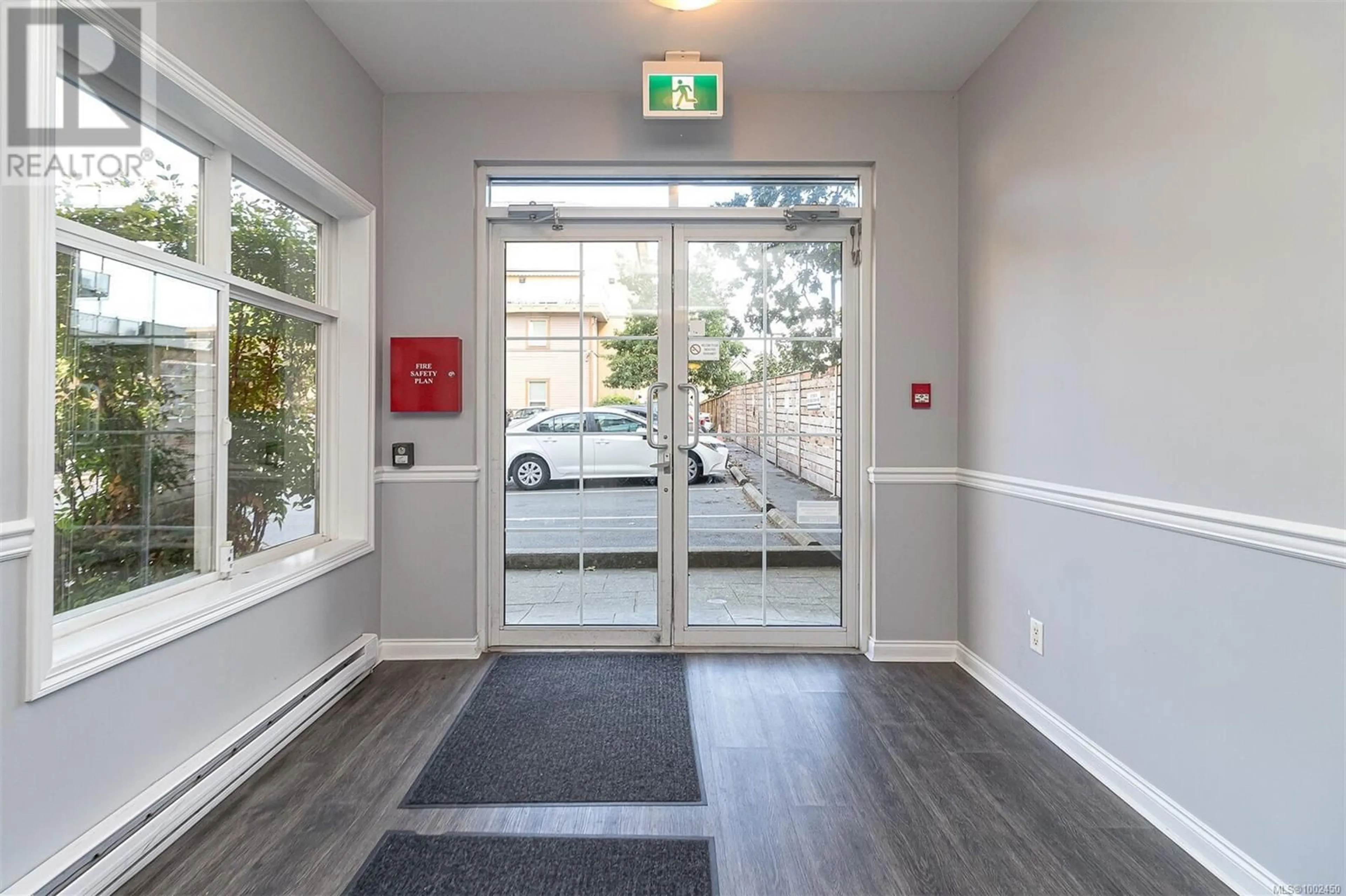 Indoor foyer for 207 - 821 GOLDSTREAM AVENUE, Langford British Columbia V9B2X8