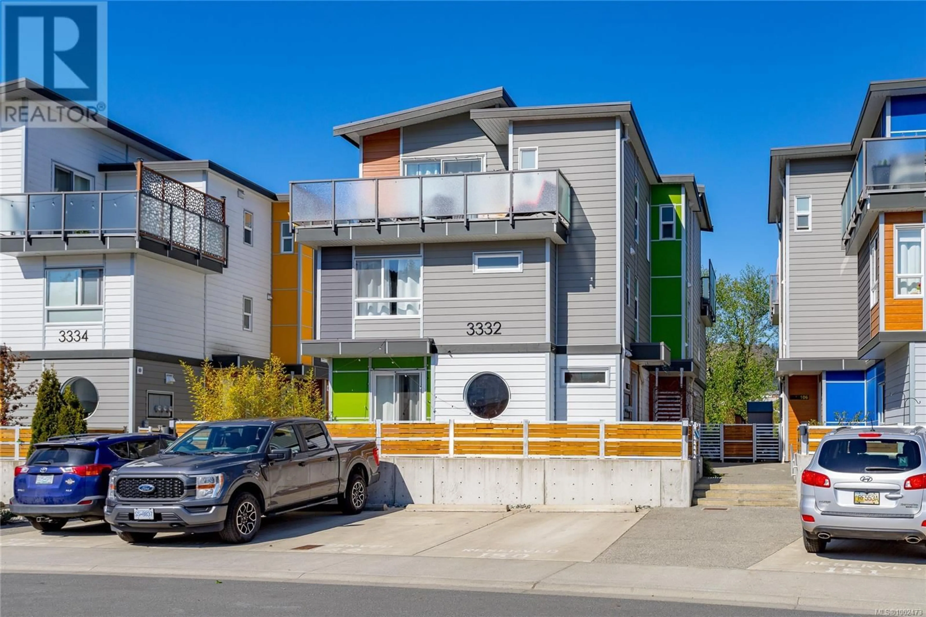 Home with vinyl exterior material, street for 102 - 3332 RADIANT WAY, Langford British Columbia V9C0N4
