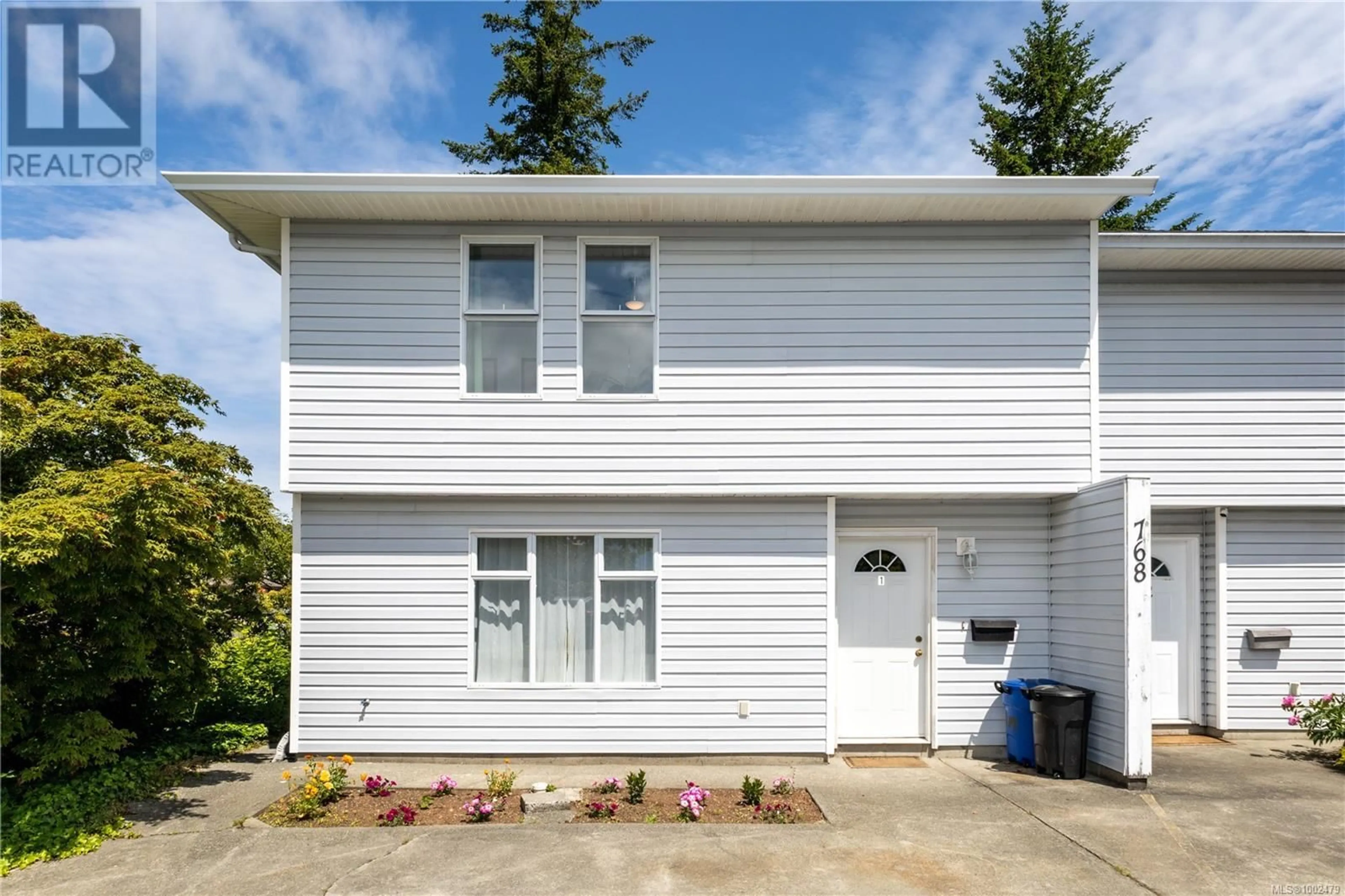 Home with vinyl exterior material, unknown for 1 - 768 ROBRON ROAD, Campbell River British Columbia V9W7Y9