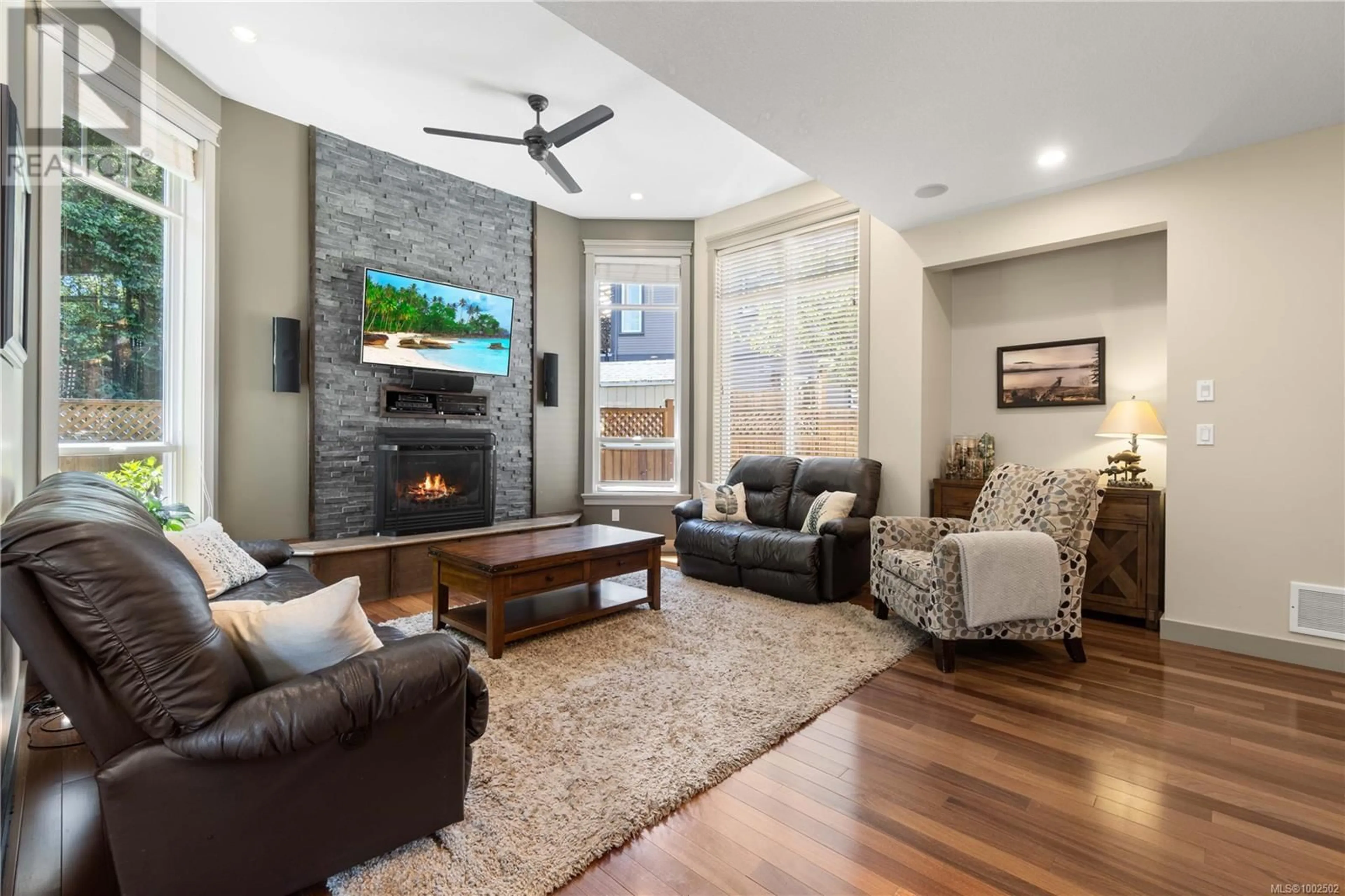 Living room with furniture, unknown for 1337 THALIA PLACE, Nanaimo British Columbia V9R7E1