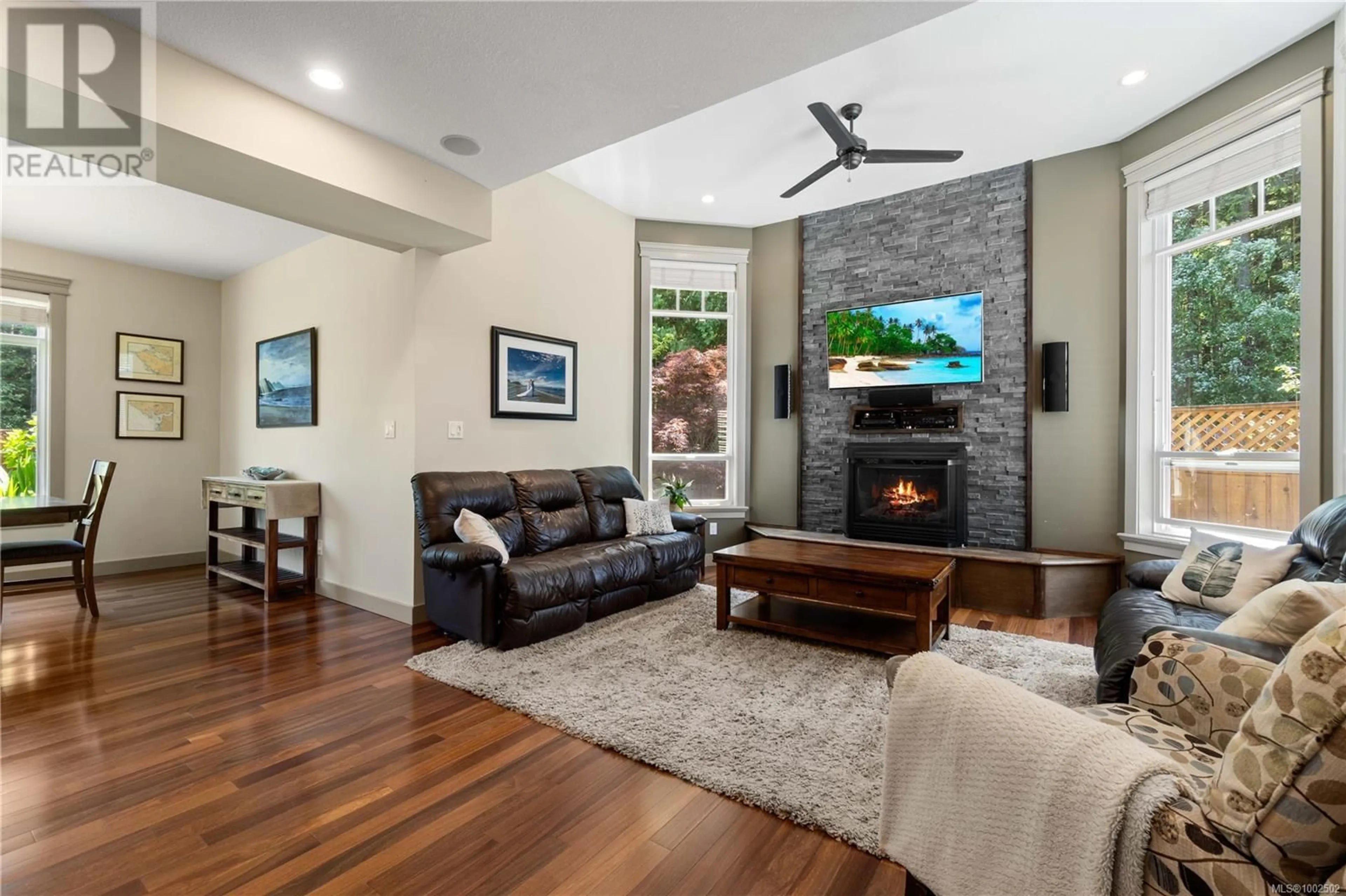 Living room with furniture, unknown for 1337 THALIA PLACE, Nanaimo British Columbia V9R7E1