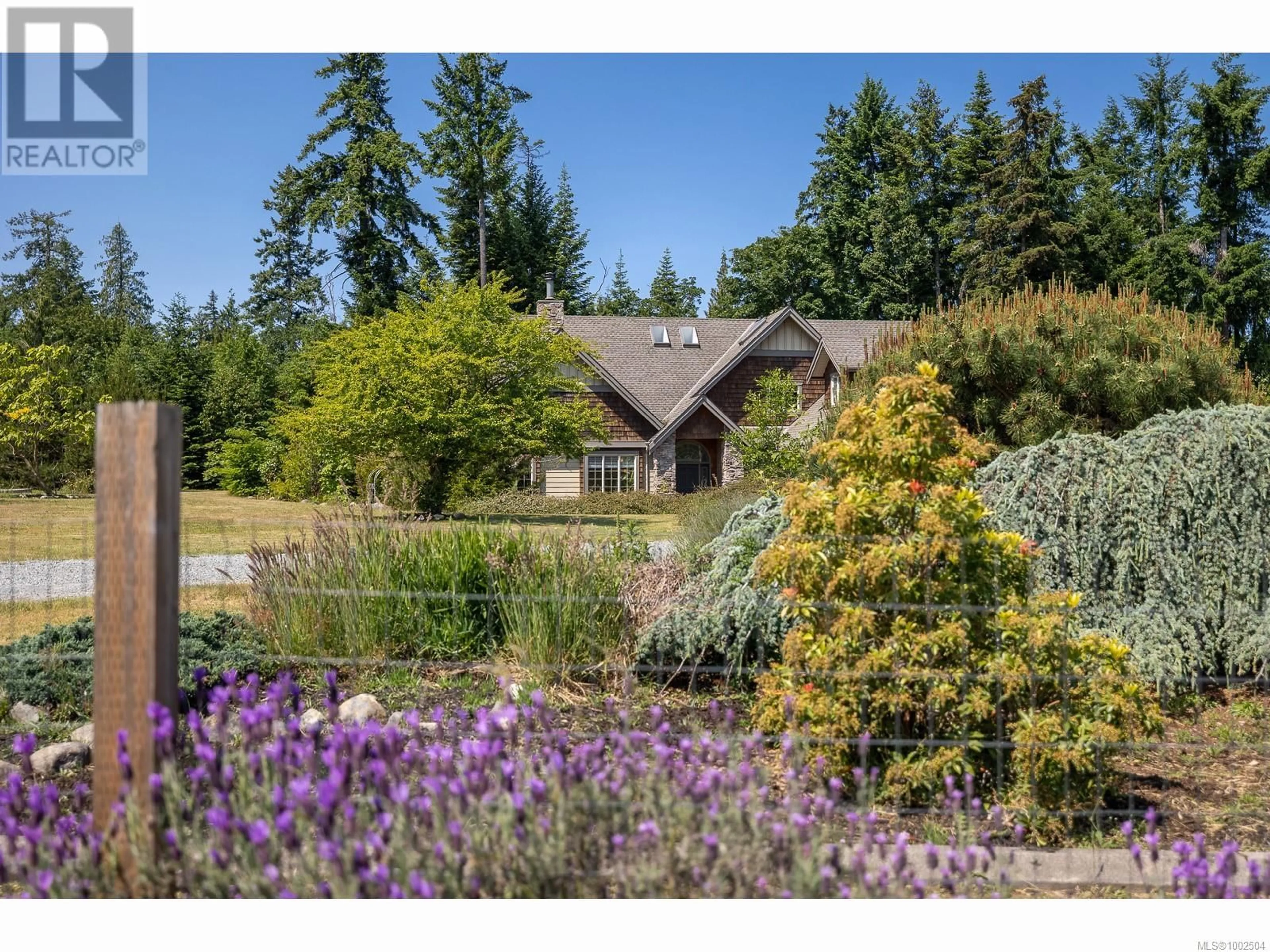 A pic from outside/outdoor area/front of a property/back of a property/a pic from drone, unknown for 761 RIVERS EDGE DRIVE, Nanoose Bay British Columbia V9P9L5