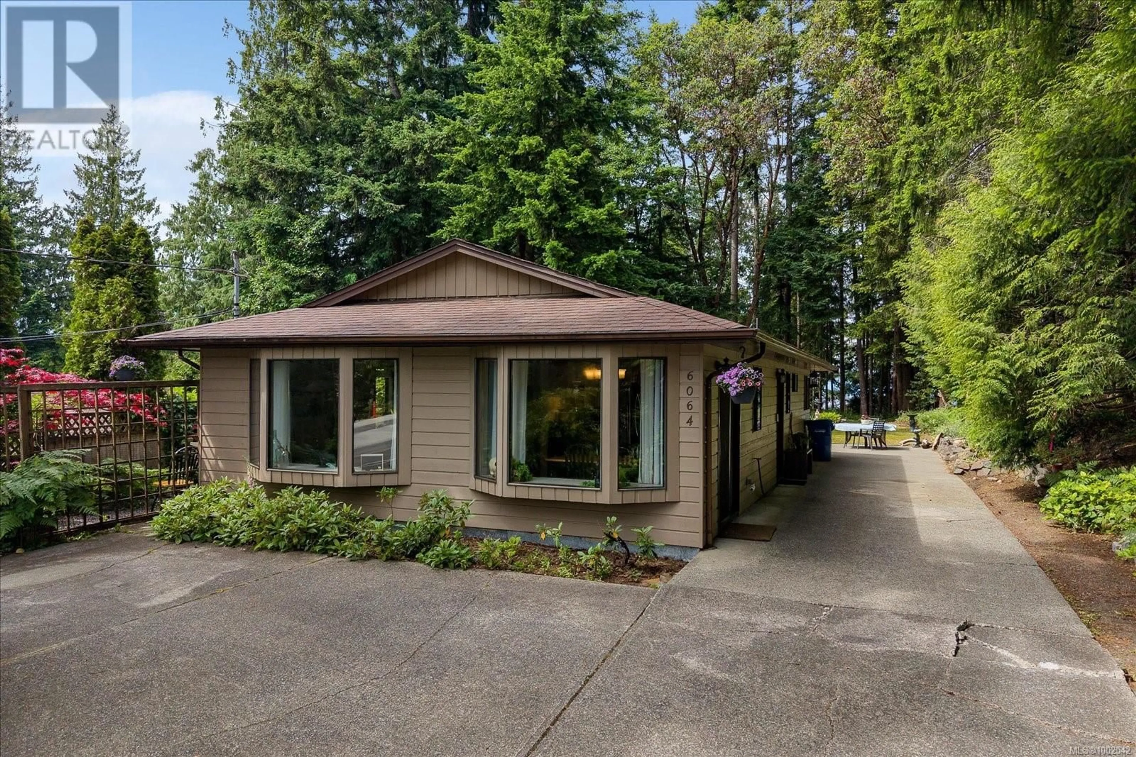Home with vinyl exterior material, street for 6064 NELSON ROAD, Nanaimo British Columbia V9T5N8