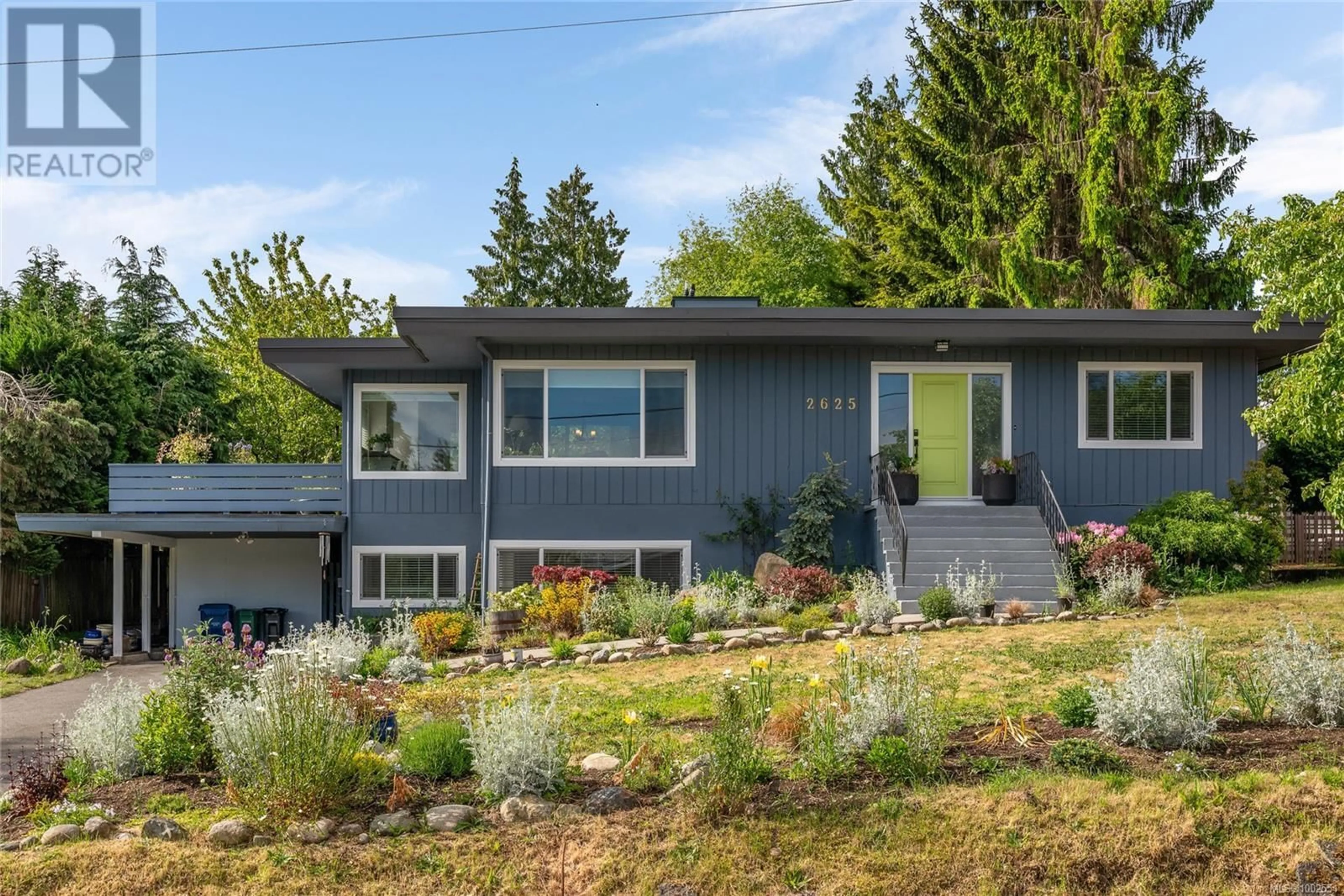 Home with vinyl exterior material, unknown for 2625 LYNBURN CRESCENT, Nanaimo British Columbia V9S3T7