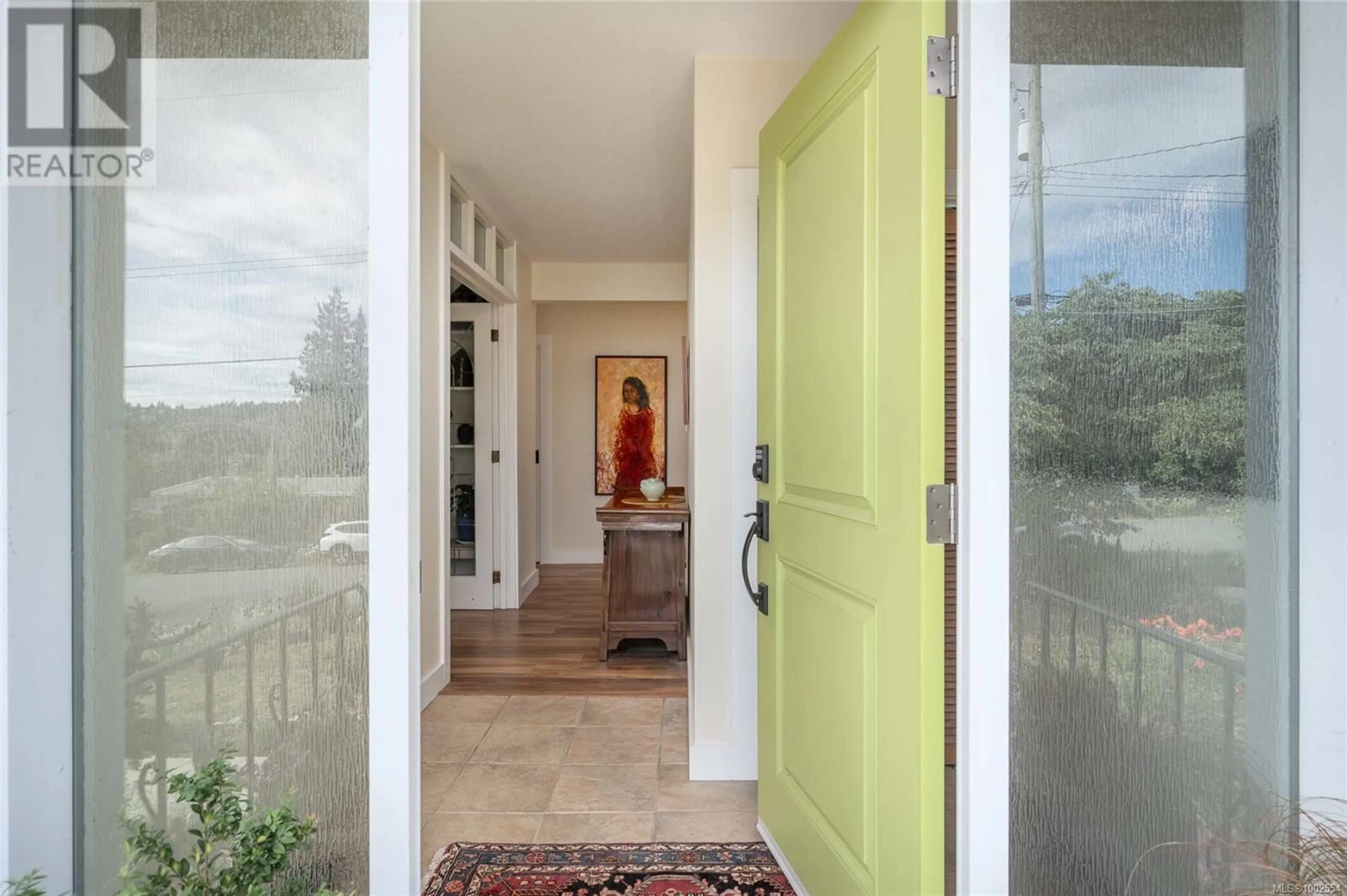 Indoor entryway for 2625 LYNBURN CRESCENT, Nanaimo British Columbia V9S3T7