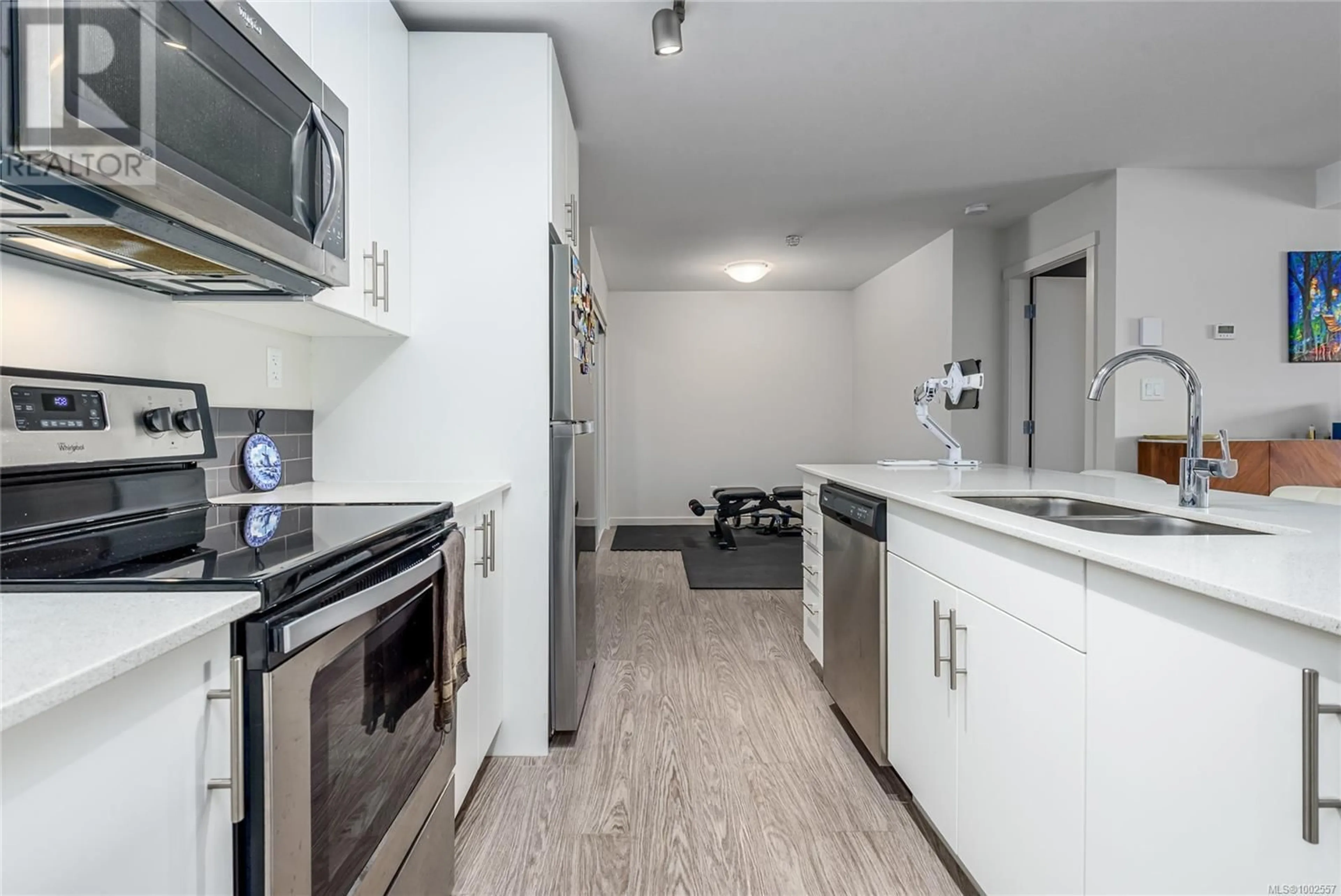 Standard kitchen, unknown for 401 - 1944 RIVERSIDE LANE, Courtenay British Columbia V9N0E5