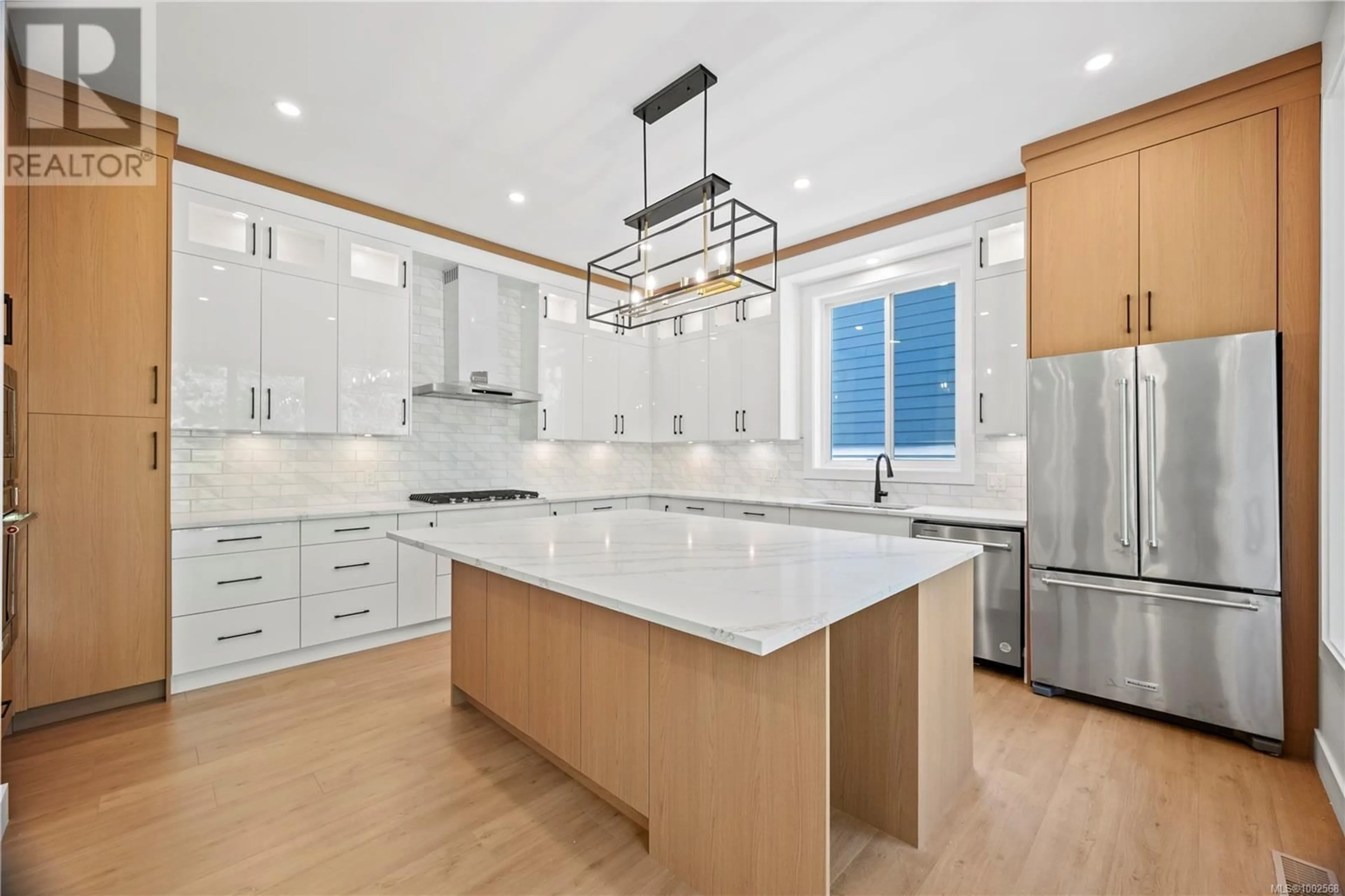Open concept kitchen, ceramic/tile floor for 216 LONE OAK PLACE, Langford British Columbia V9B5N2
