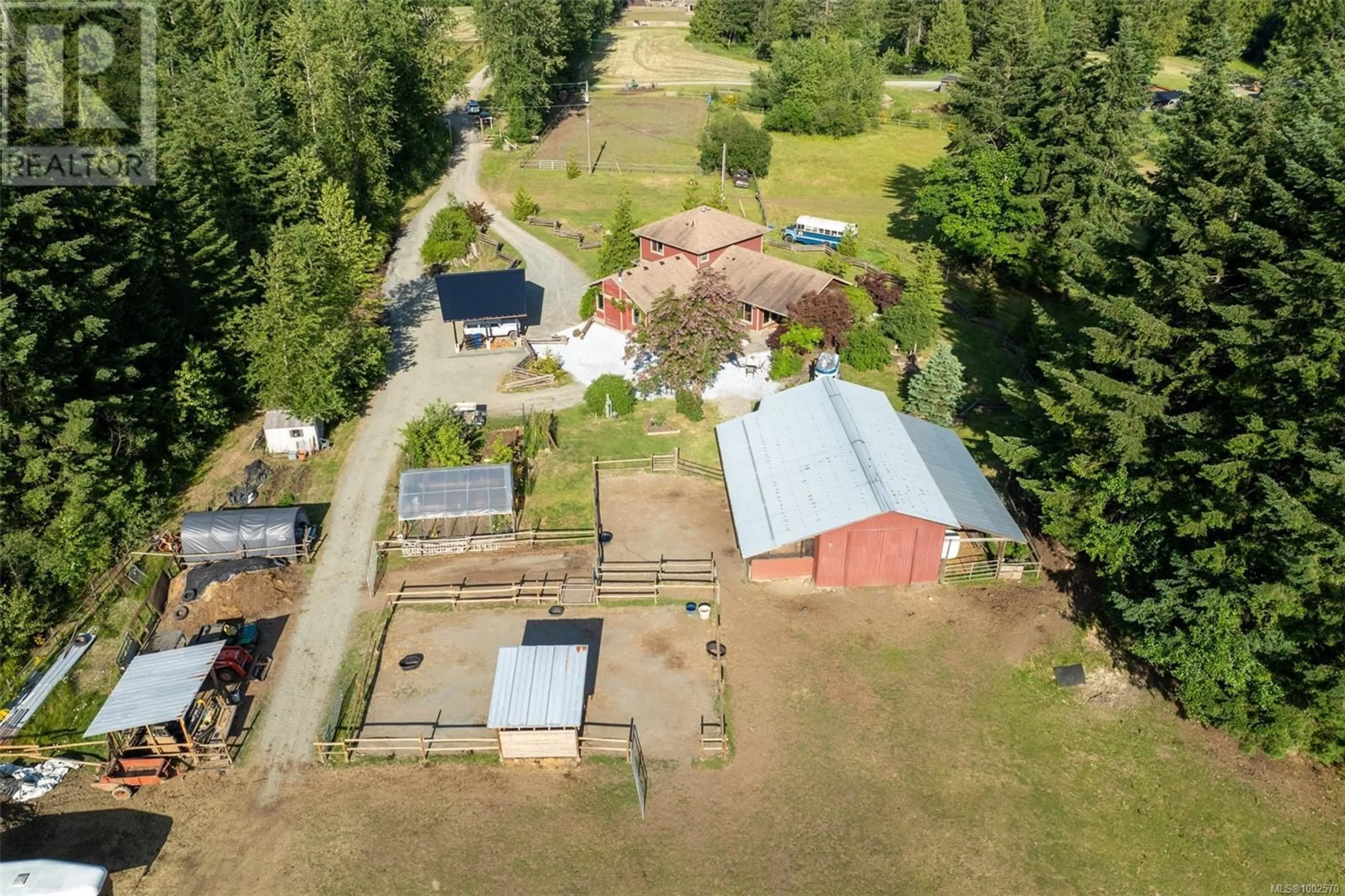 A pic from outside/outdoor area/front of a property/back of a property/a pic from drone, unknown for 3700 HANKINS ROAD, Duncan British Columbia V9L6T2