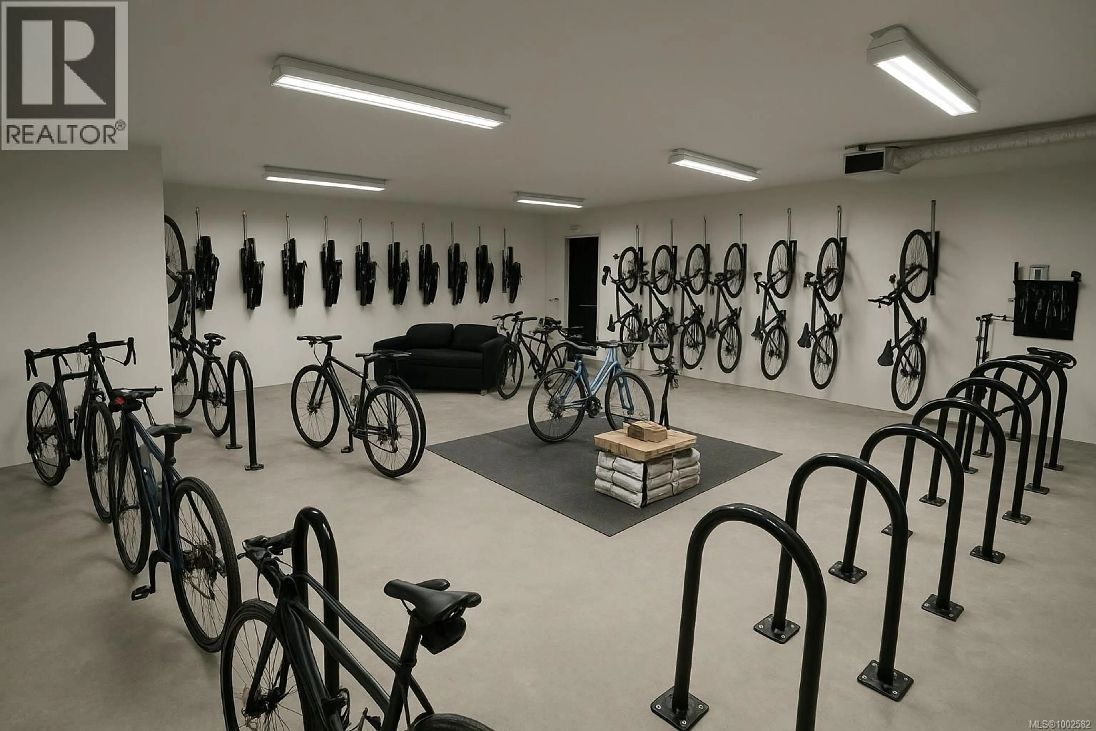 Indoor garage for 3-203 - 4201 TYNDALL AVENUE, Saanich British Columbia V8N3R9