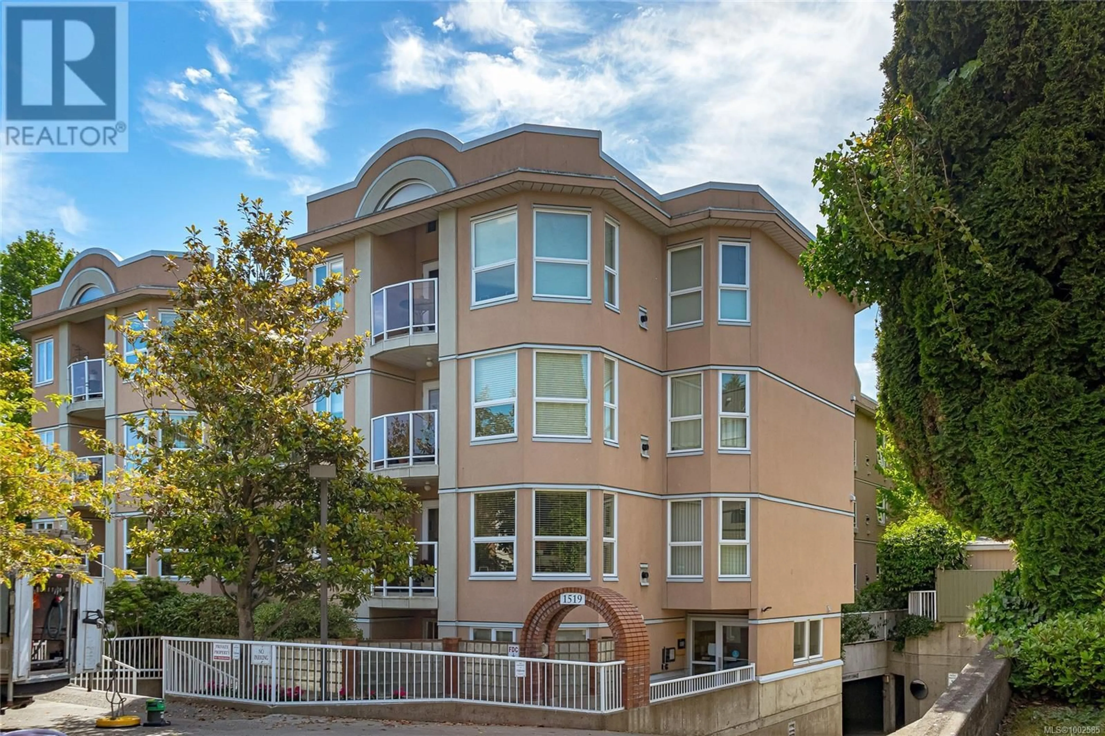 Unknown for 307 - 1519 HILLSIDE AVENUE, Victoria British Columbia V8T2C1