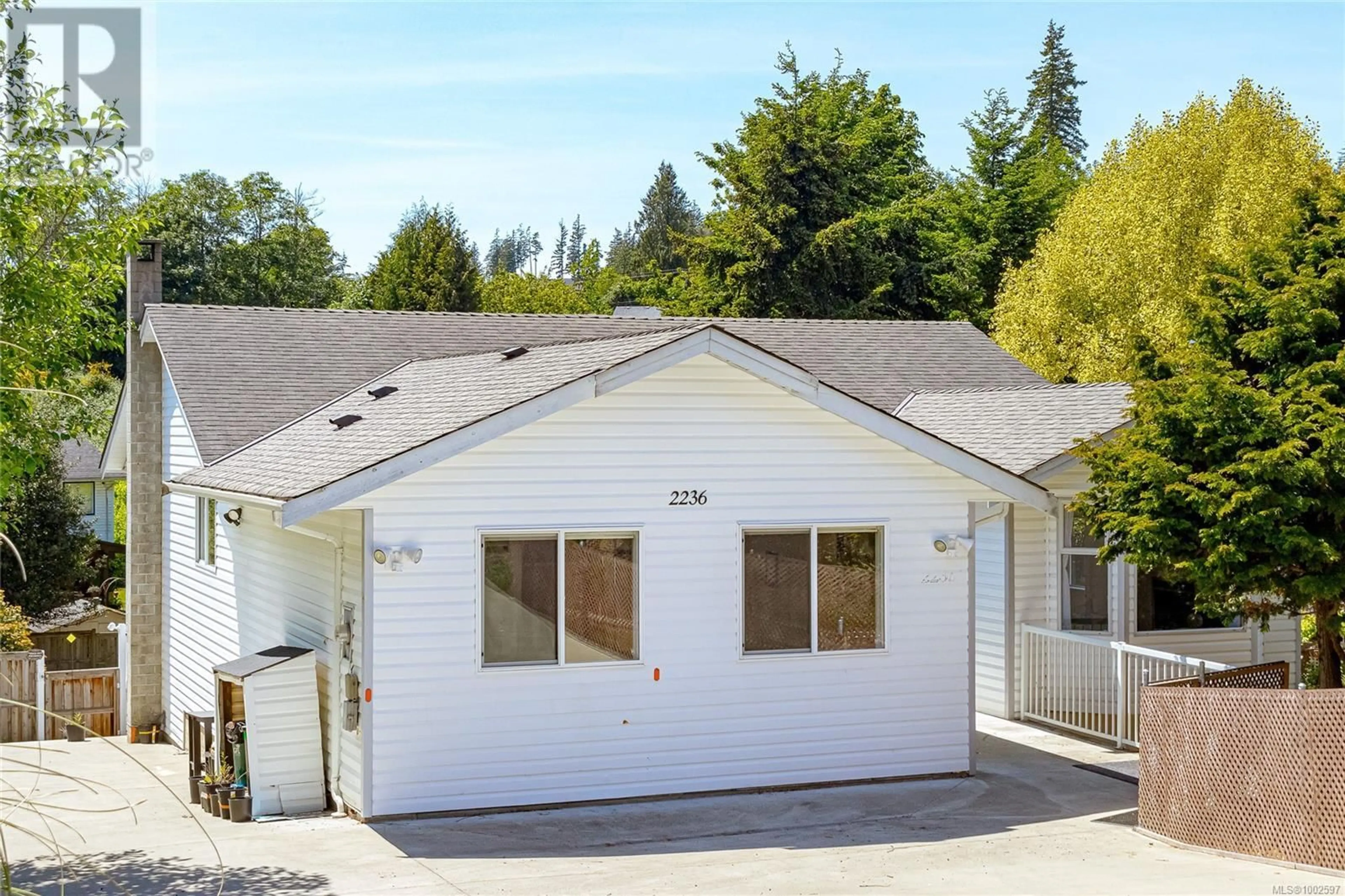 Home with vinyl exterior material, unknown for 2236 TARA PLACE, Sooke British Columbia V9Z0H6