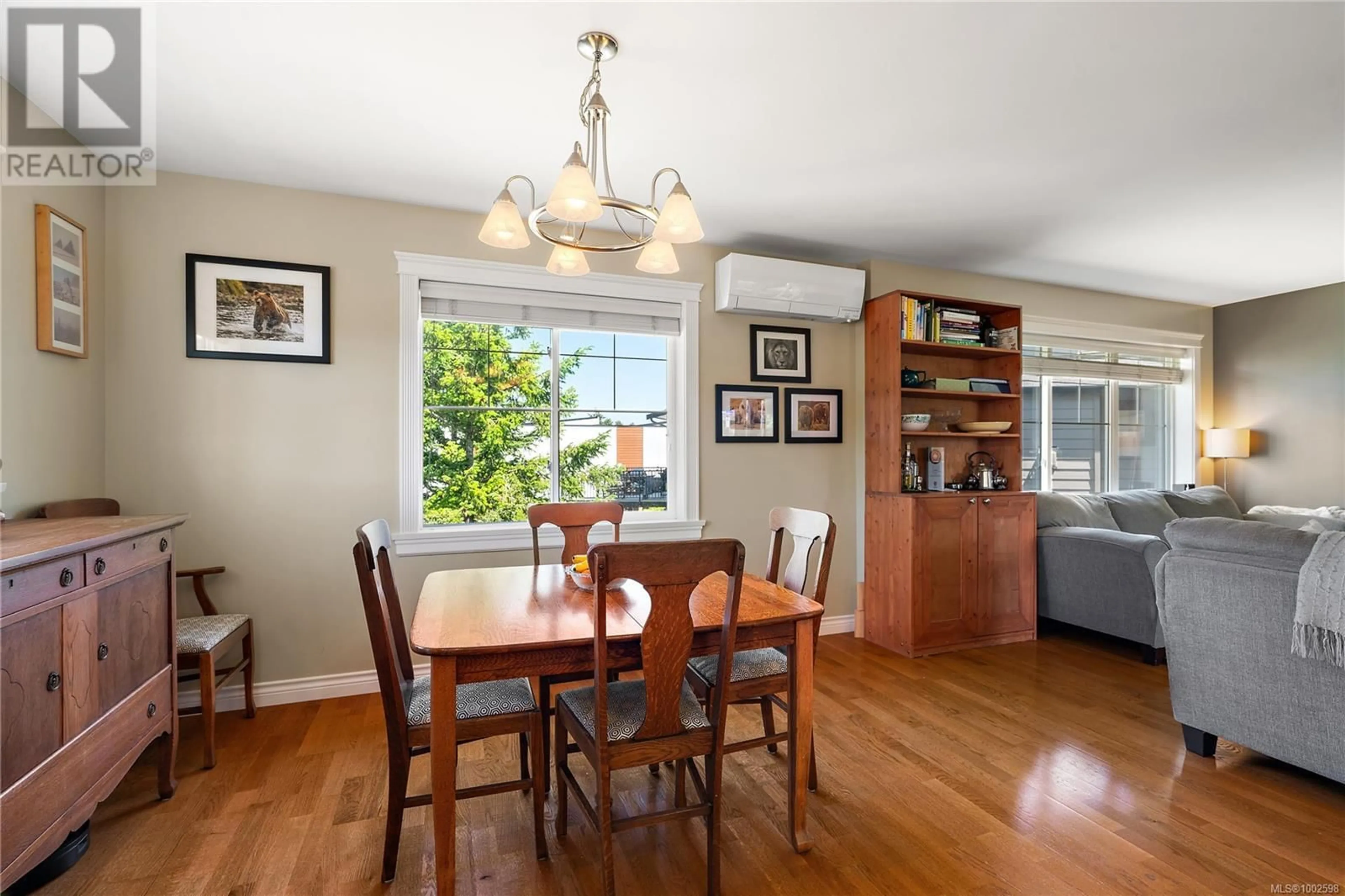 Dining room, wood/laminate floor for 106 - 2678 WINSTER ROAD, Langford British Columbia V9B3R8