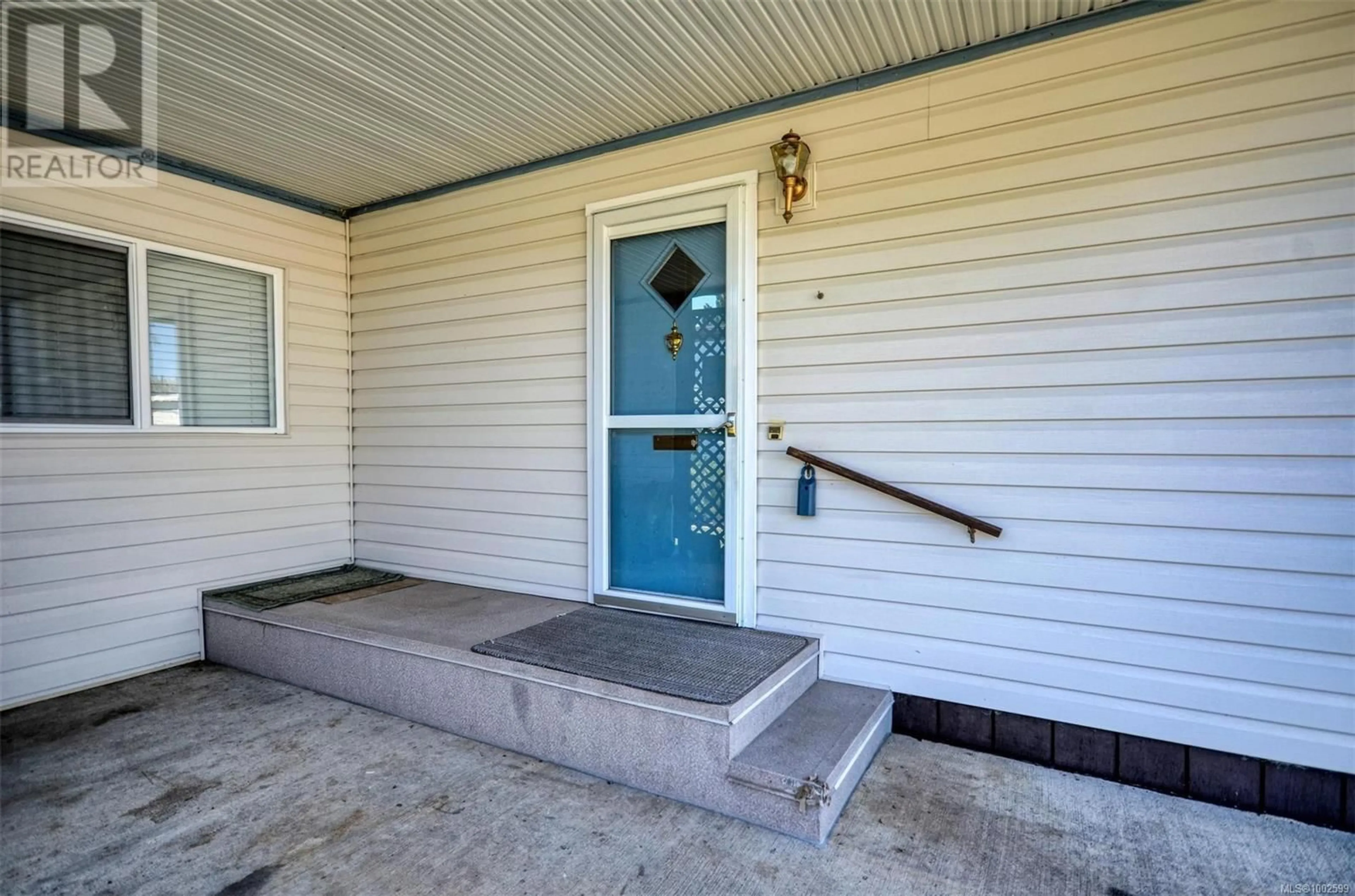 Indoor entryway for 9379 BROOKWOOD DRIVE, Sidney British Columbia V8L4H1