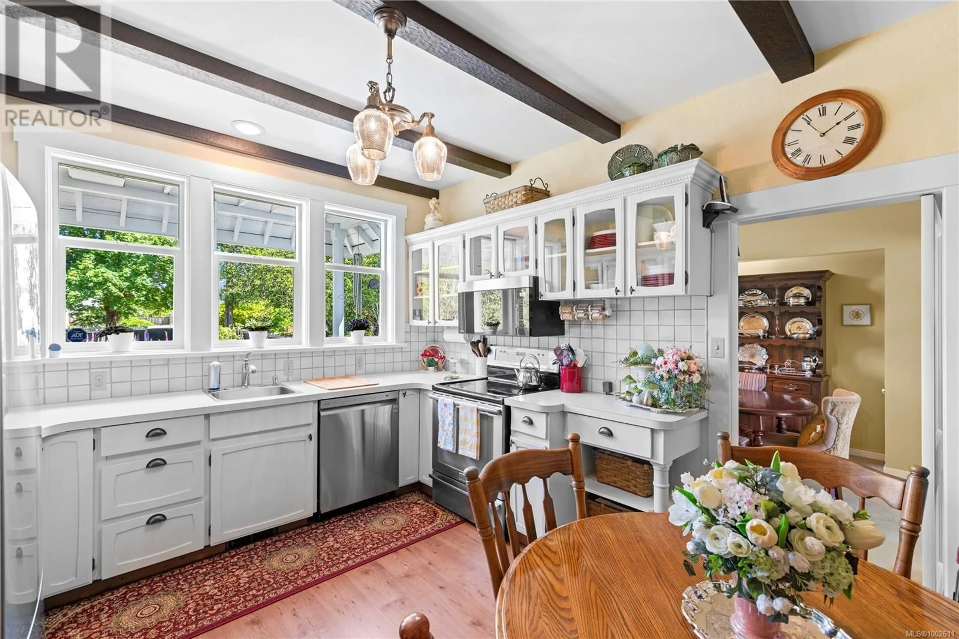 Open concept kitchen, ceramic/tile floor for 2974 7TH AVENUE, Port Alberni British Columbia V9Y2J4
