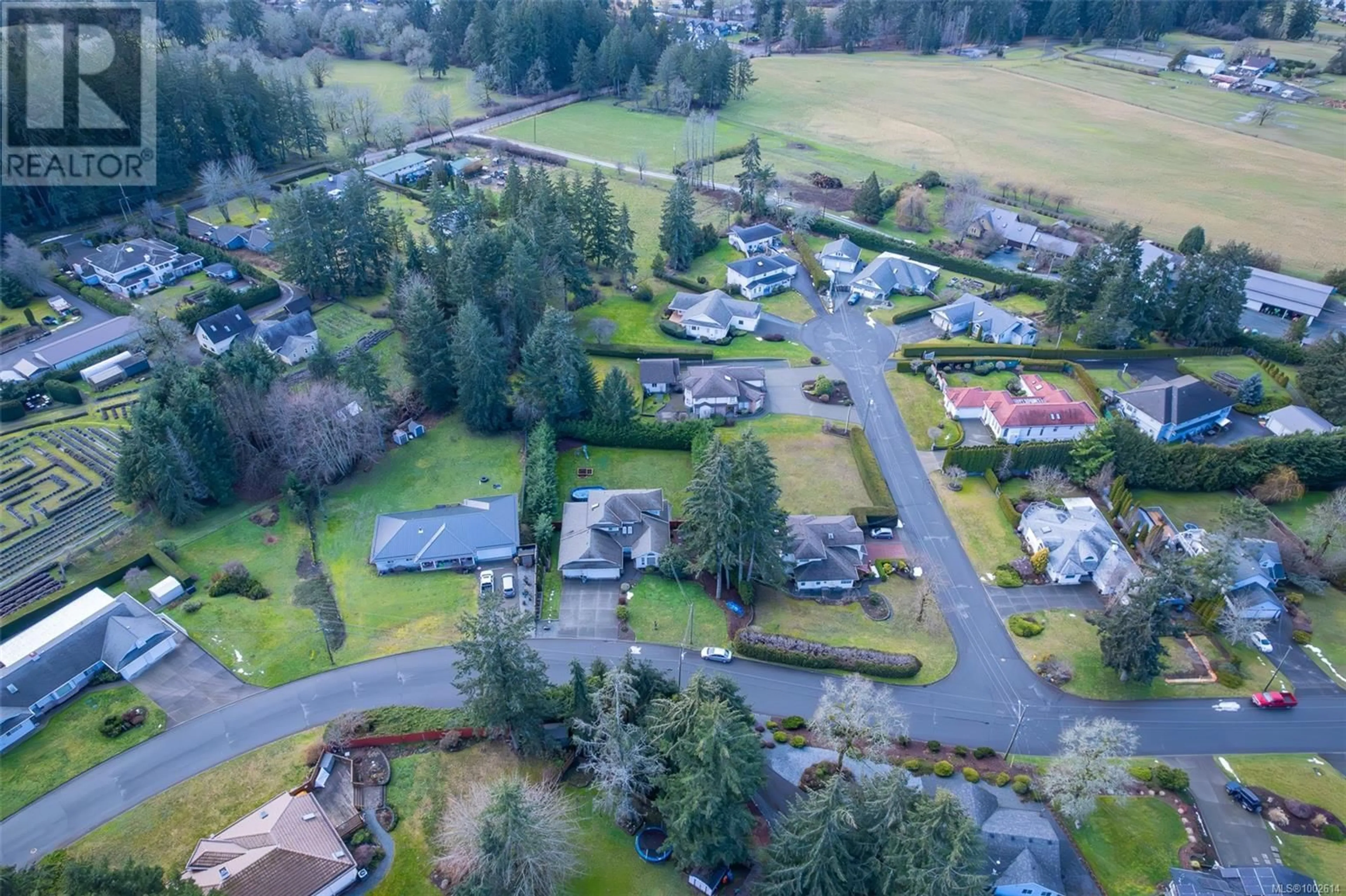 A pic from outside/outdoor area/front of a property/back of a property/a pic from drone, mountain view for 6420 DIANA DRIVE, Duncan British Columbia V9L5V1