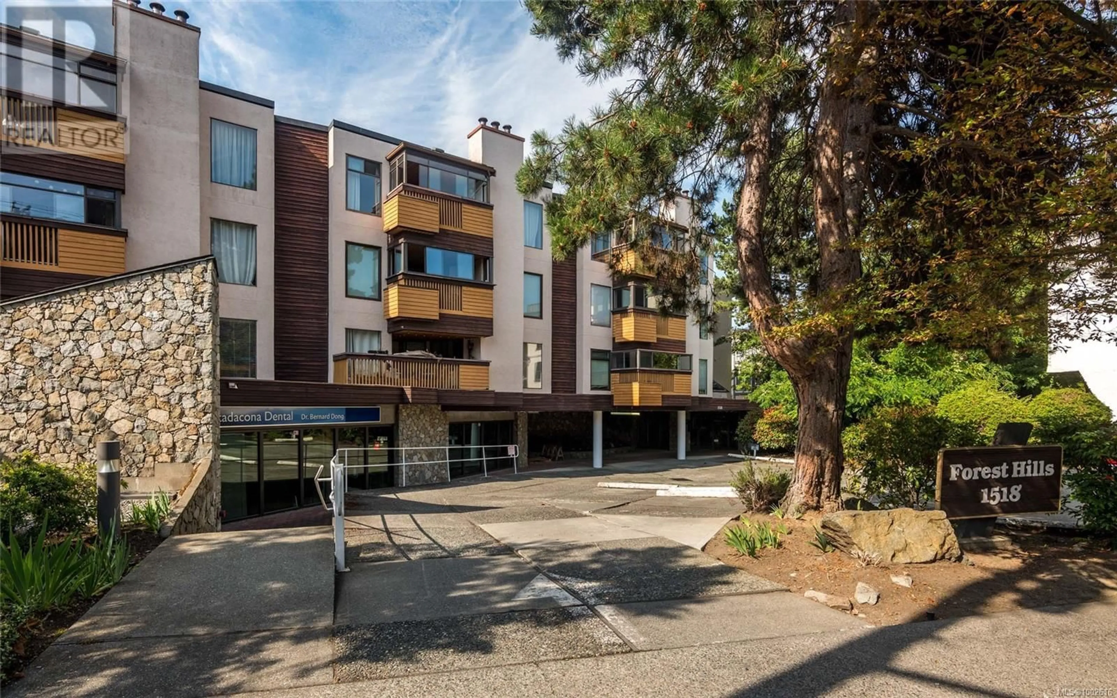 Unknown for 302 - 1518 PANDORA AVENUE, Victoria British Columbia V8R1A8
