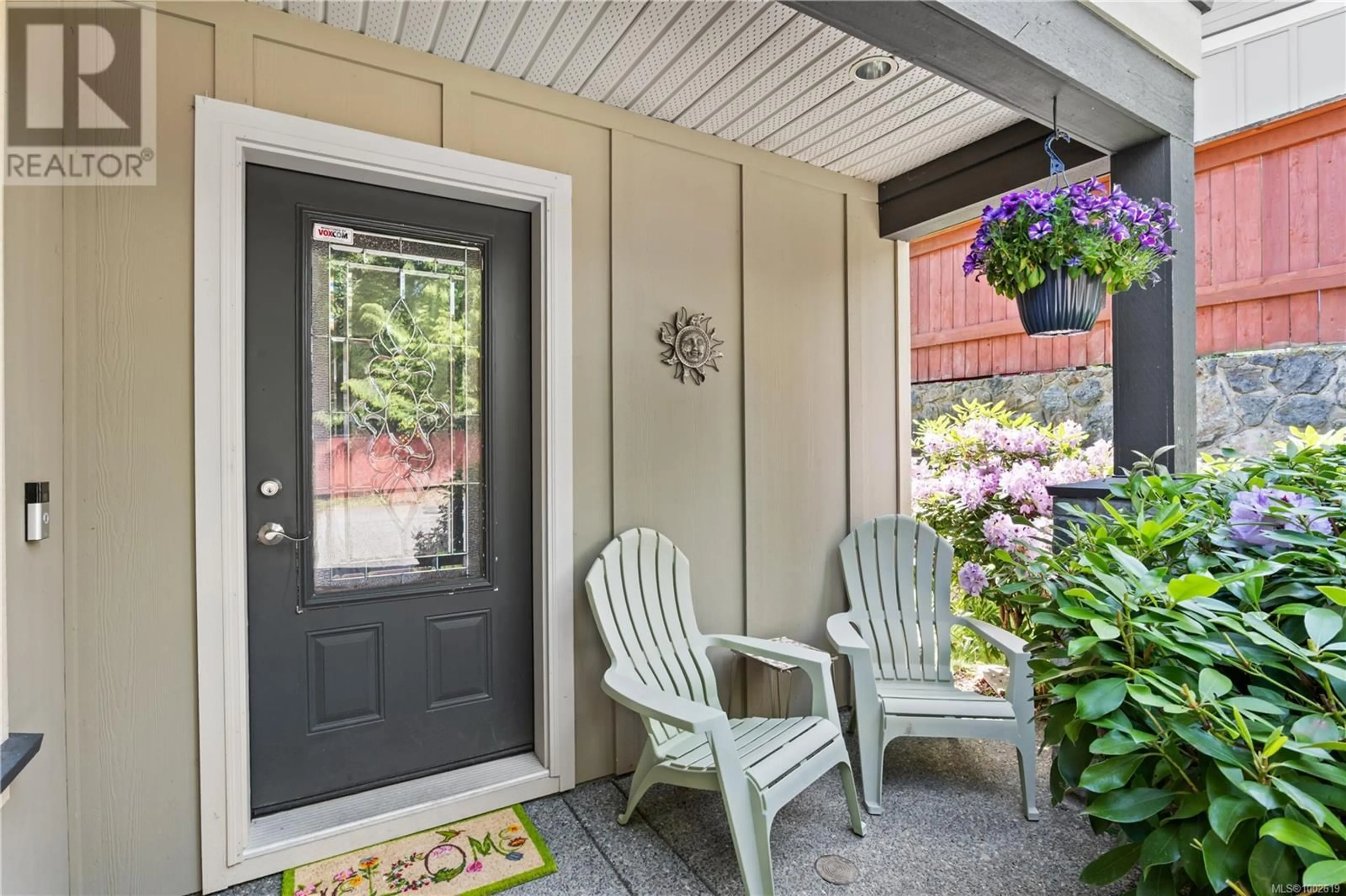 Indoor entryway for 3233 ERNHILL PLACE, Langford British Columbia V9C0C6