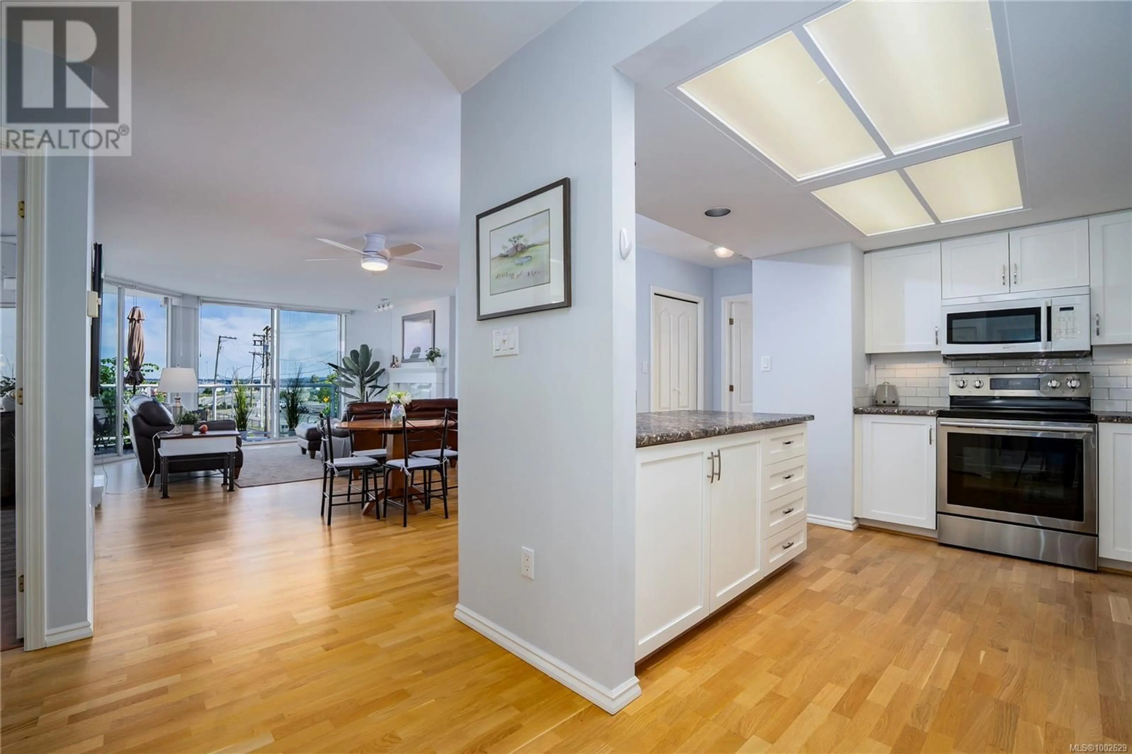Open concept kitchen, unknown for 305 - 158 PROMENADE DRIVE, Nanaimo British Columbia V9R6M7